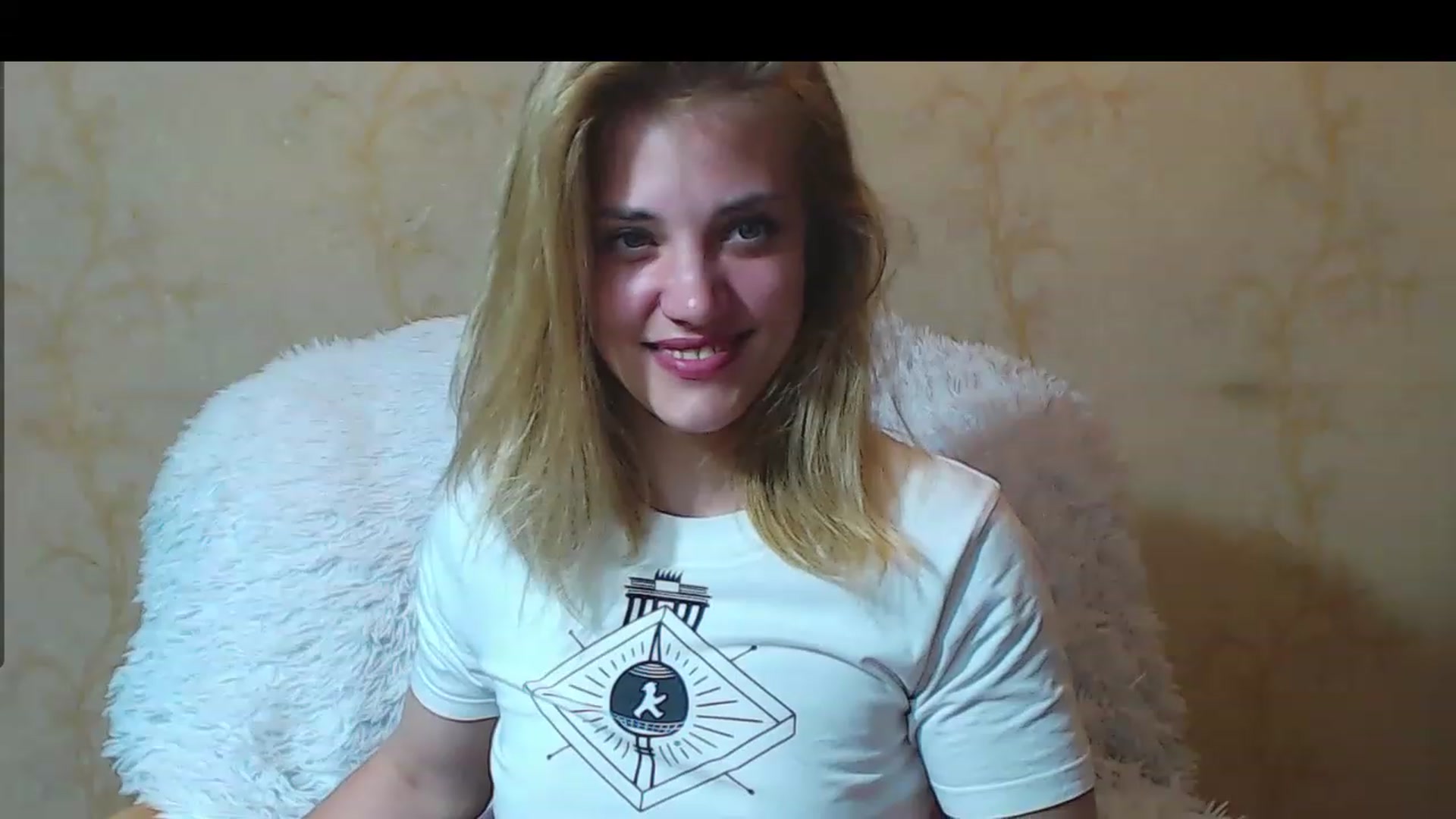 Gallery image thumbnail from Nika_gold1's myfreecams stream on, 05/04/2023, 19:01 image 2 of 20