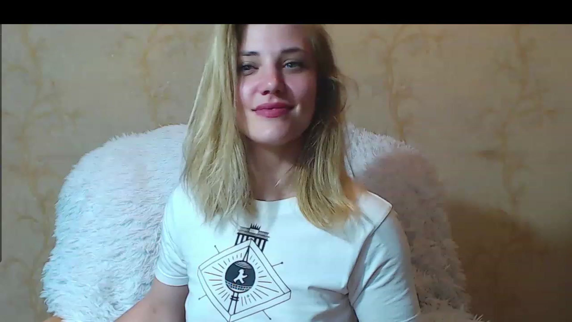 Gallery image thumbnail from Nika_gold1's myfreecams stream on, 05/04/2023, 19:01 image 3 of 20