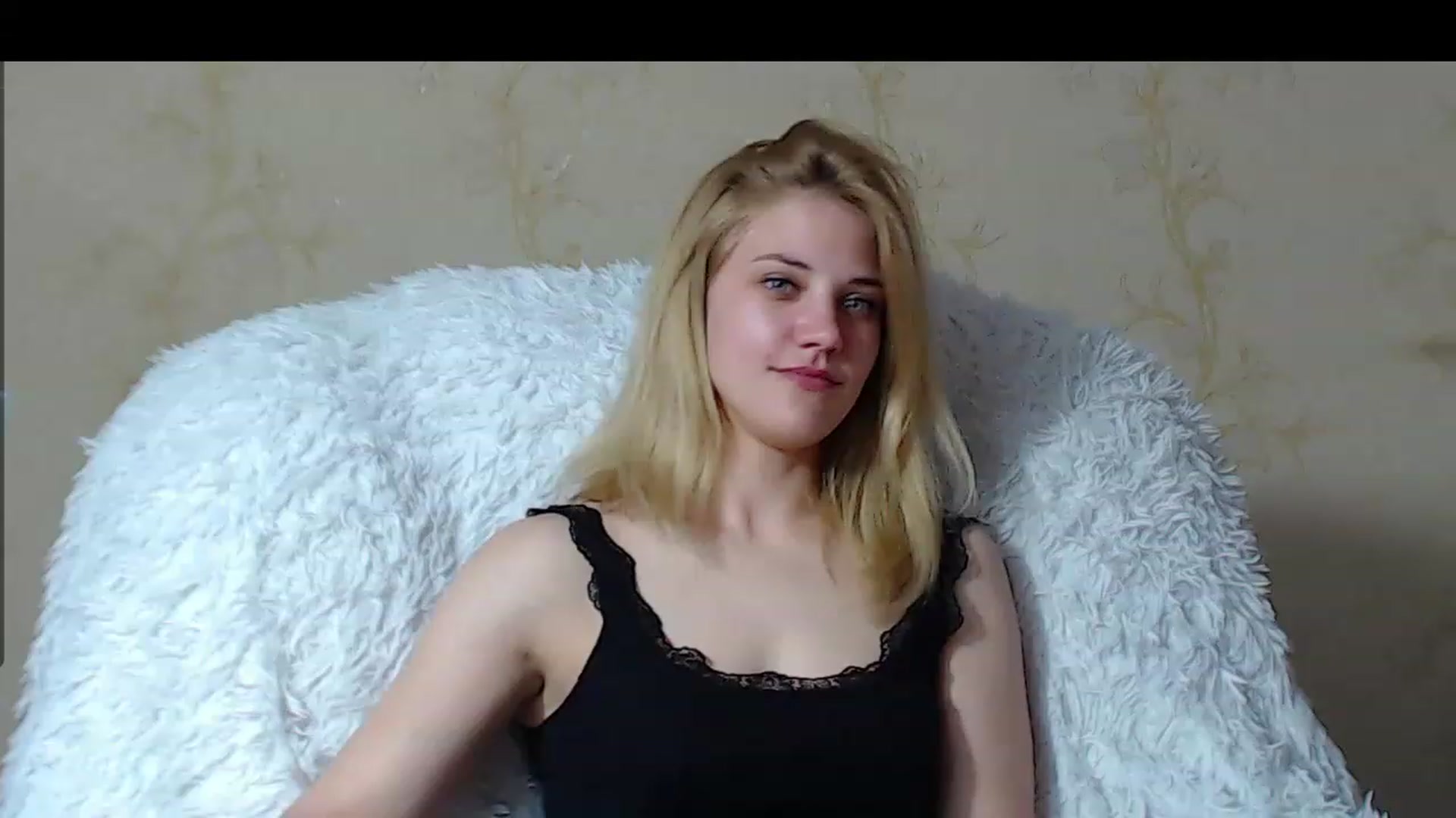 Gallery image thumbnail from Nika_gold1's myfreecams stream on, 05/05/2023, 13:40 image 17 of 20