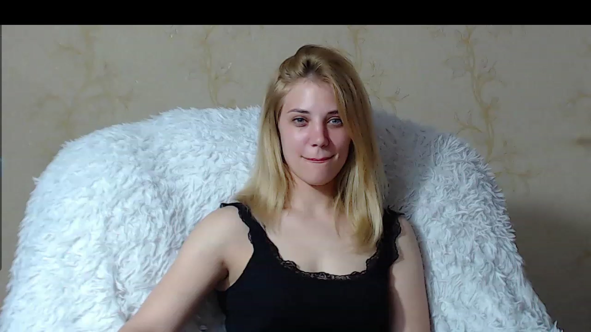 Gallery image thumbnail from Nika_gold1's myfreecams stream on, 05/05/2023, 13:40 image 15 of 20