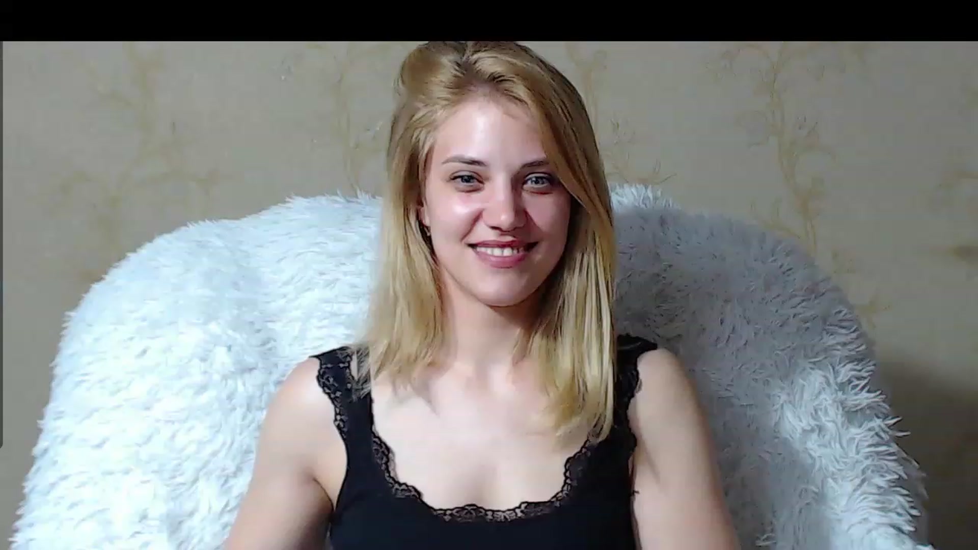 Gallery image thumbnail from Nika_gold1's myfreecams stream on, 05/05/2023, 16:51 image 5 of 20