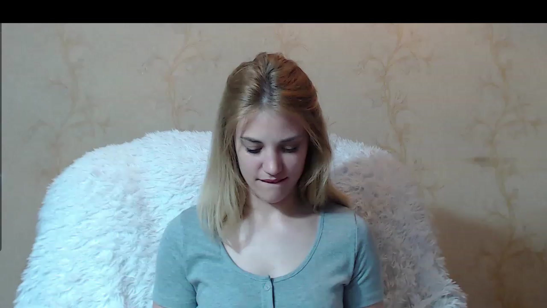 Gallery image thumbnail from Nika_gold1's myfreecams stream on, 05/06/2023, 15:48 image 12 of 20