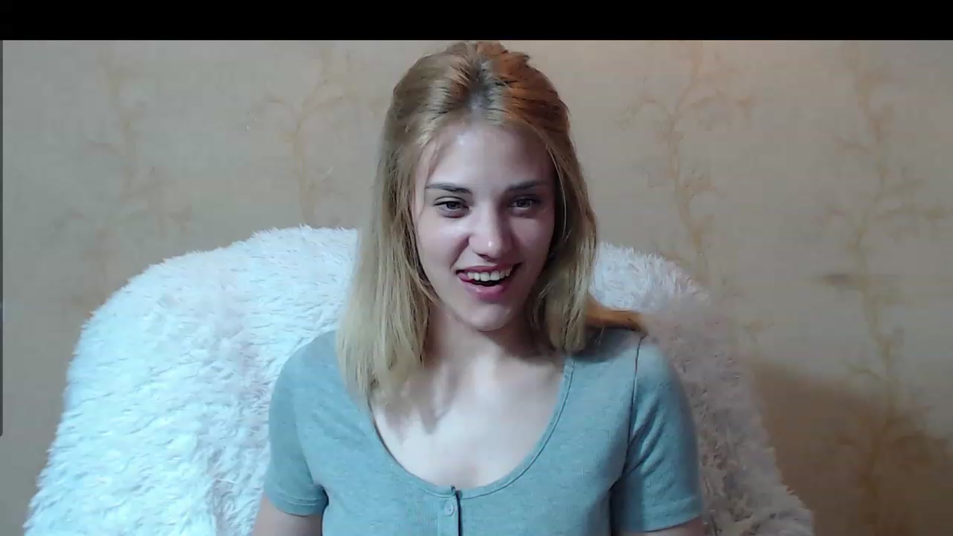 Gallery image thumbnail from Nika_gold1's myfreecams stream on, 05/06/2023, 15:48 image 14 of 20