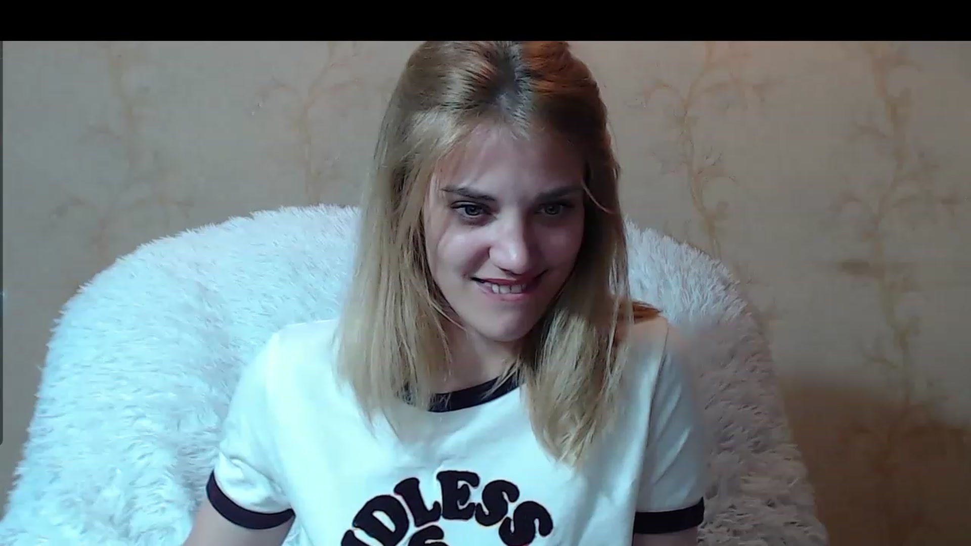 Gallery image thumbnail from Nika_gold1's myfreecams stream on, 05/06/2023, 16:44 image 20 of 20