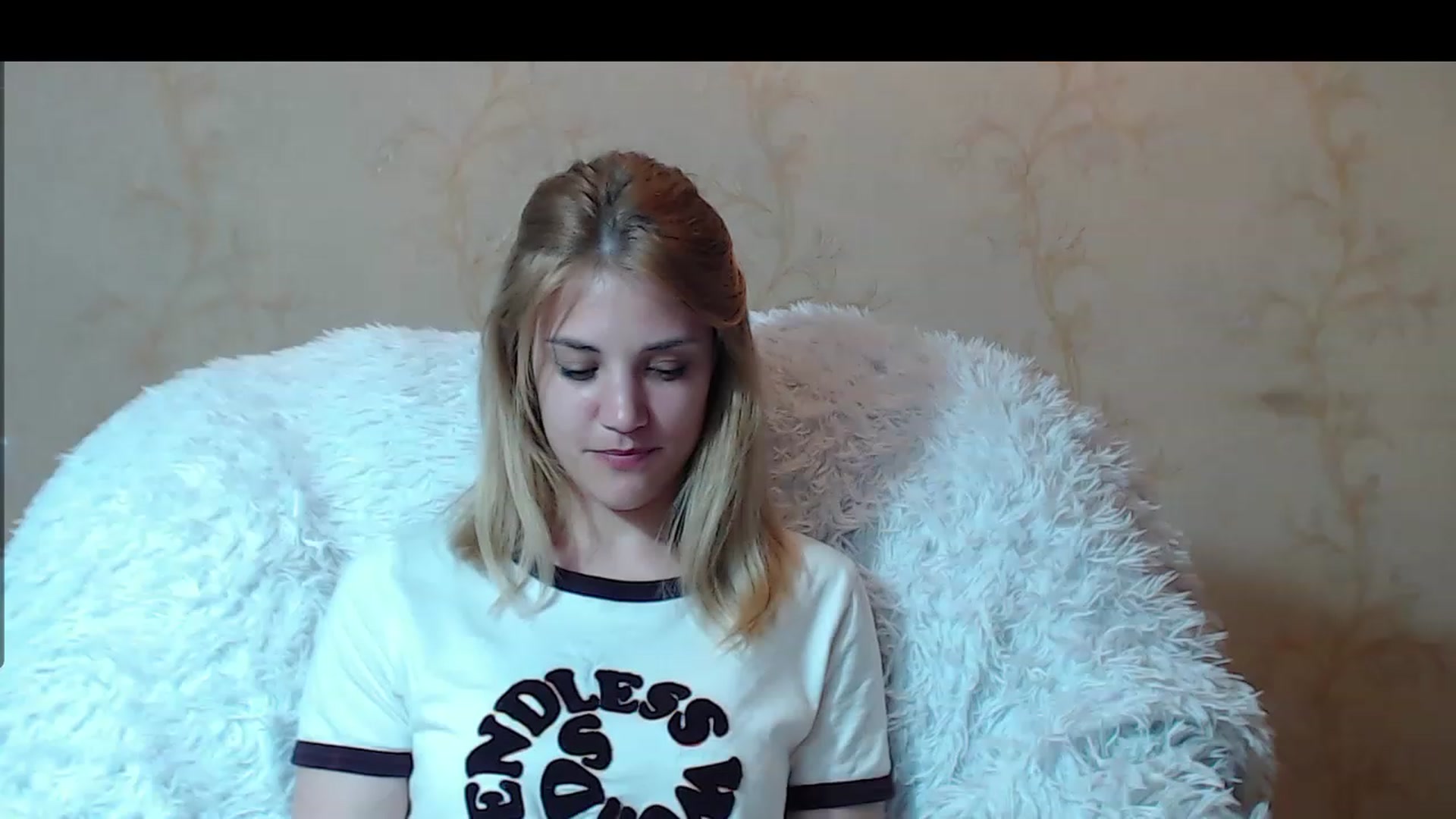 Gallery image thumbnail from Nika_gold1's myfreecams stream on, 05/06/2023, 19:51 image 1 of 20