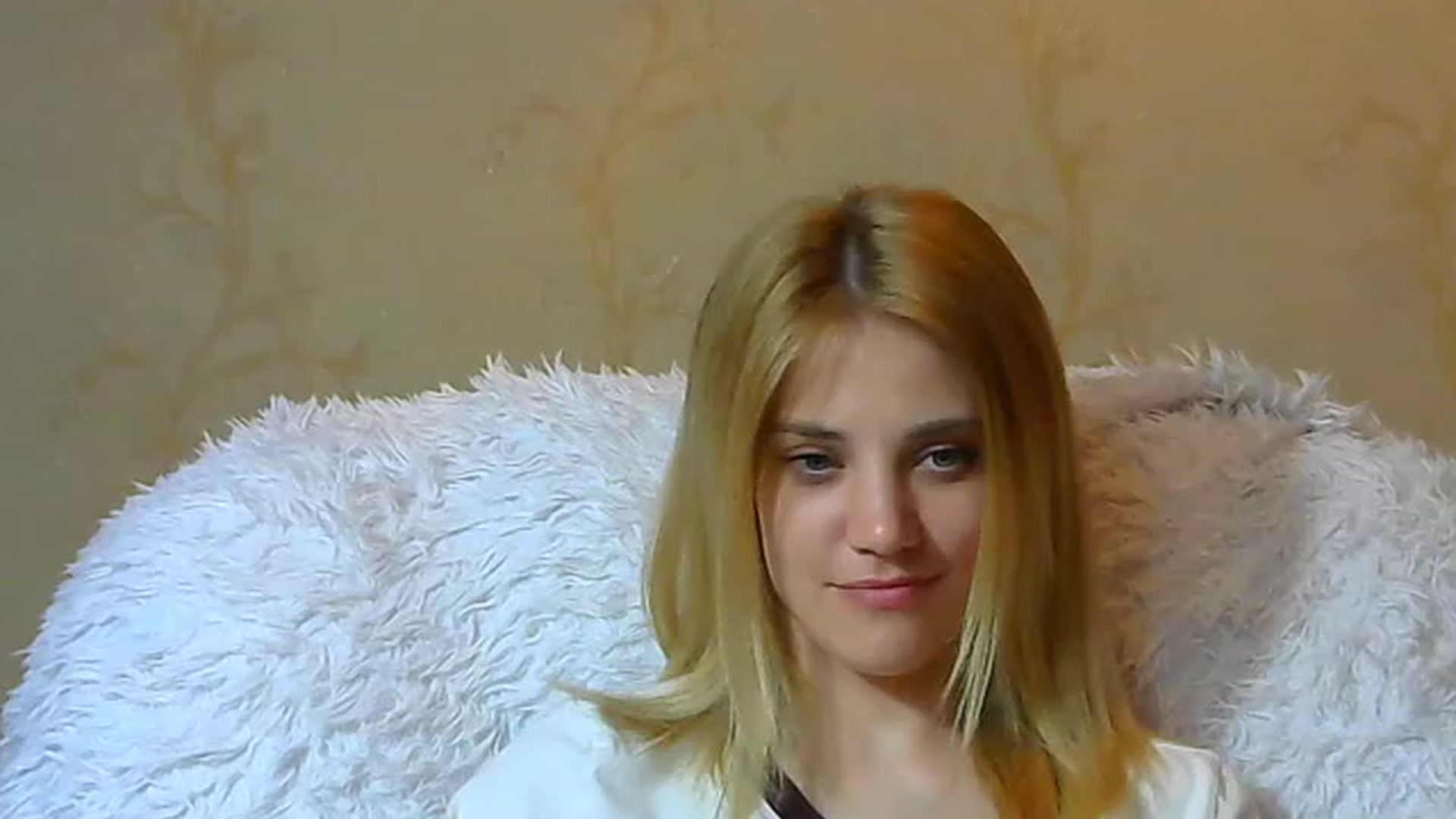 Gallery image thumbnail from Nika_gold1's myfreecams stream on, 05/09/2023, 15:28 image 12 of 20