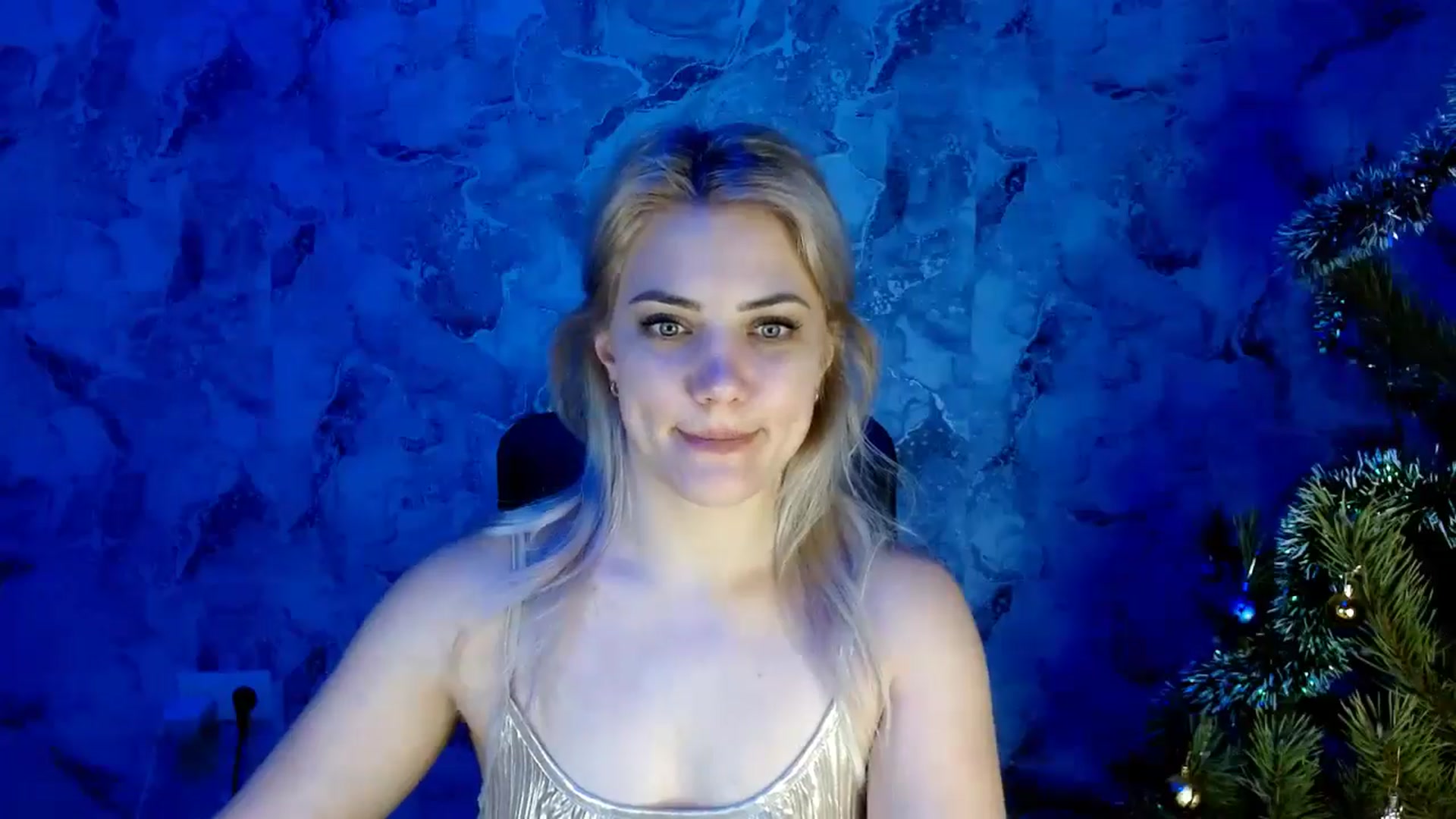 Gallery image thumbnail from Nika_gold1's myfreecams stream on, 12/30/2024, 16:52 image 6 of 20
