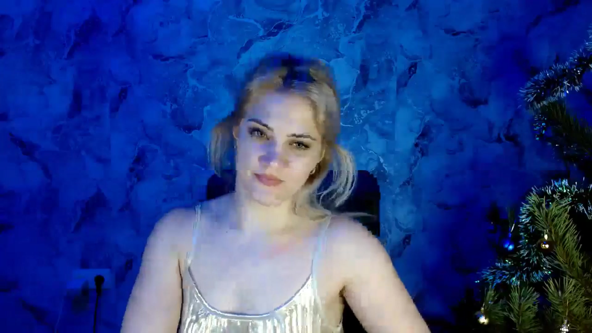 Gallery image thumbnail from Nika_gold1's myfreecams stream on, 12/30/2024, 17:26 image 9 of 20