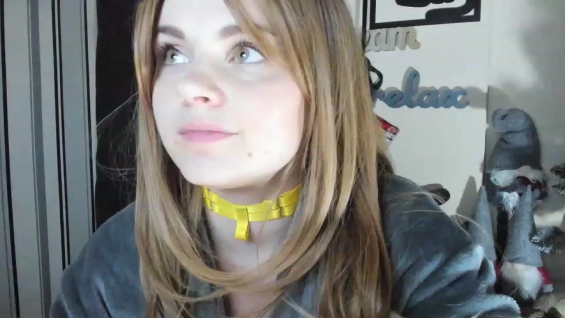 Gallery image thumbnail from Nika_tied_up's myfreecams stream on, 12/15/2022, 19:32 image 16 of 20