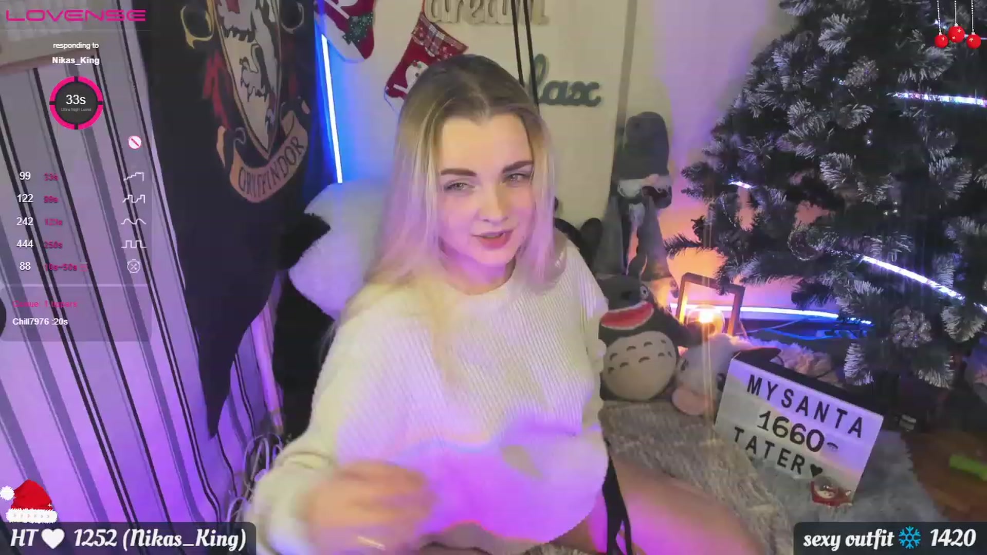 Gallery image thumbnail from Nika_tied_up's myfreecams stream on, 12/18/2022, 19:08 image 15 of 20
