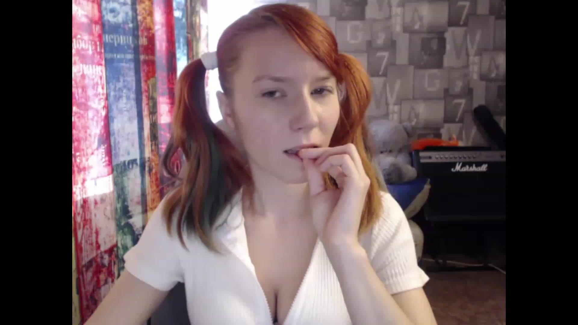 Gallery image thumbnail from NikiFoks18's myfreecams stream on, 12/08/2022, 08:59 image 6 of 20