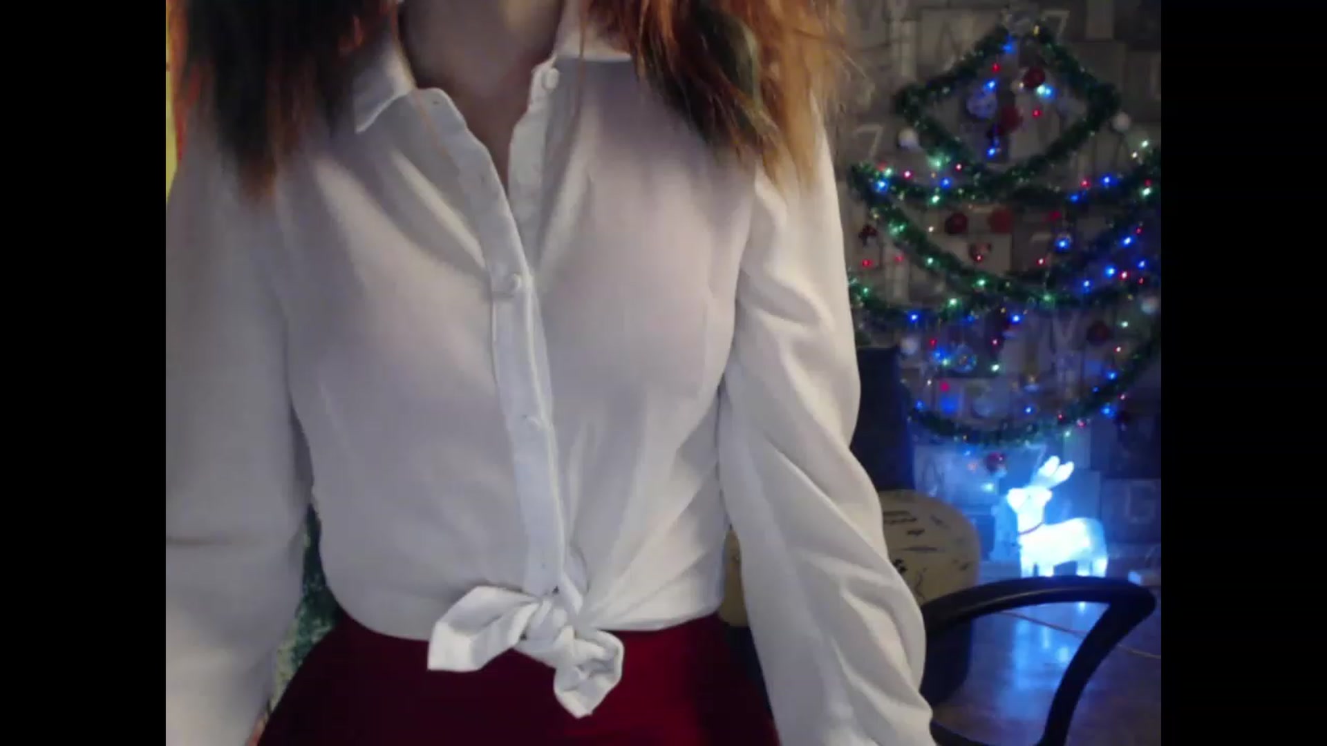 Gallery image thumbnail from NikiFoks18's myfreecams stream on, 12/27/2022, 07:28 image 12 of 20