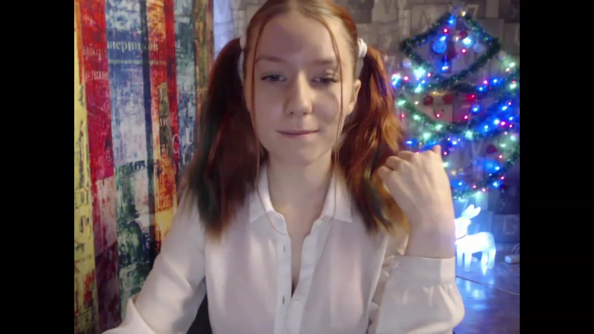 Gallery image thumbnail from NikiFoks18's myfreecams stream on, 12/27/2022, 07:28 image 15 of 20