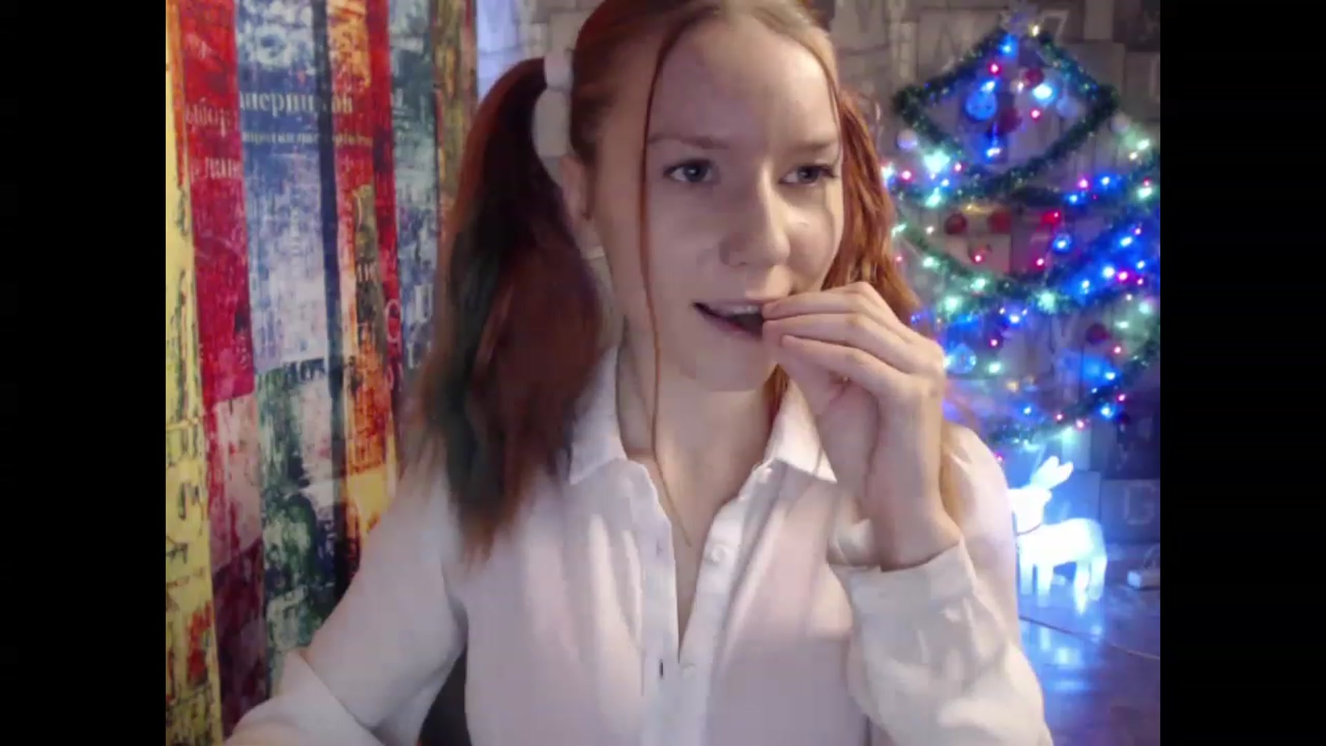 Gallery image thumbnail from NikiFoks18's myfreecams stream on, 12/27/2022, 07:28 image 18 of 20