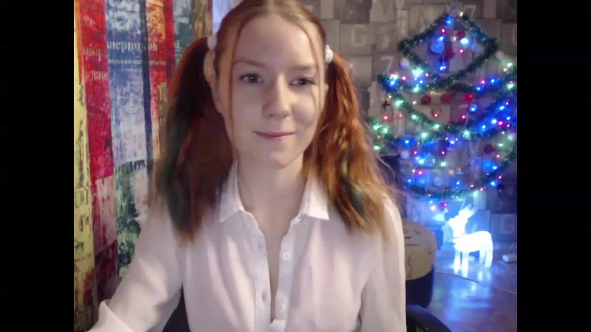 Gallery image thumbnail from NikiFoks18's myfreecams stream on, 12/27/2022, 07:28 image 16 of 20