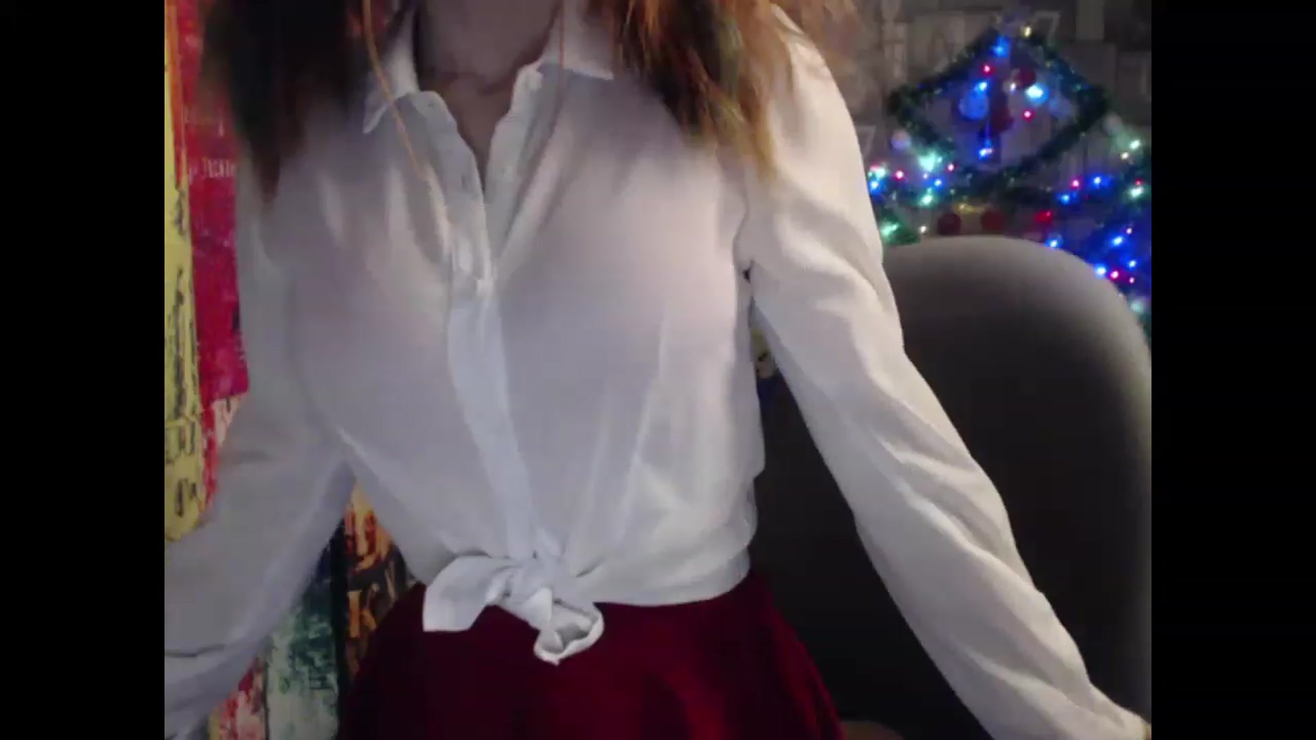 Gallery image thumbnail from NikiFoks18's myfreecams stream on, 12/27/2022, 07:28 image 11 of 20