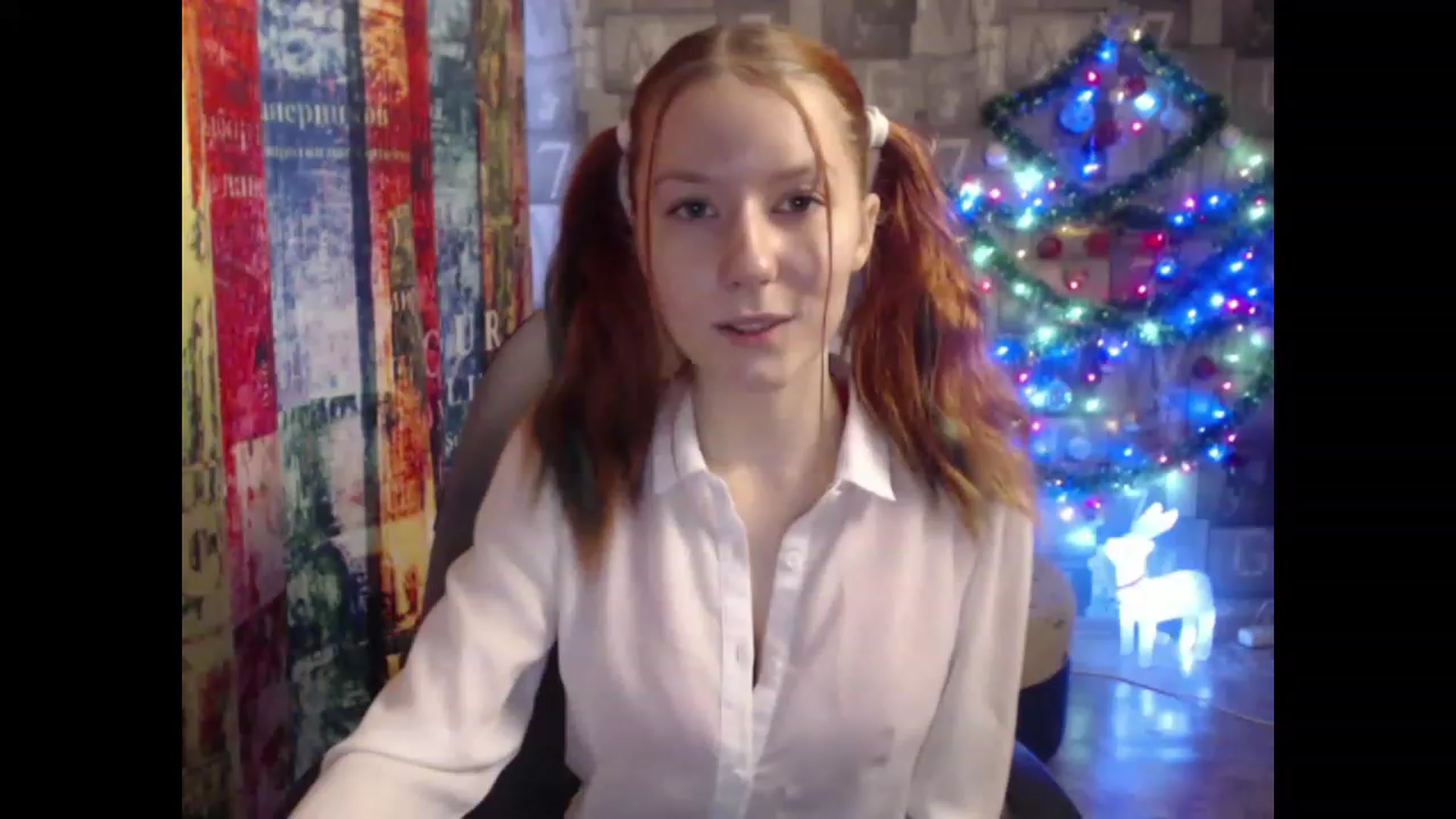 Gallery image thumbnail from NikiFoks18's myfreecams stream on, 12/27/2022, 09:12 image 18 of 20