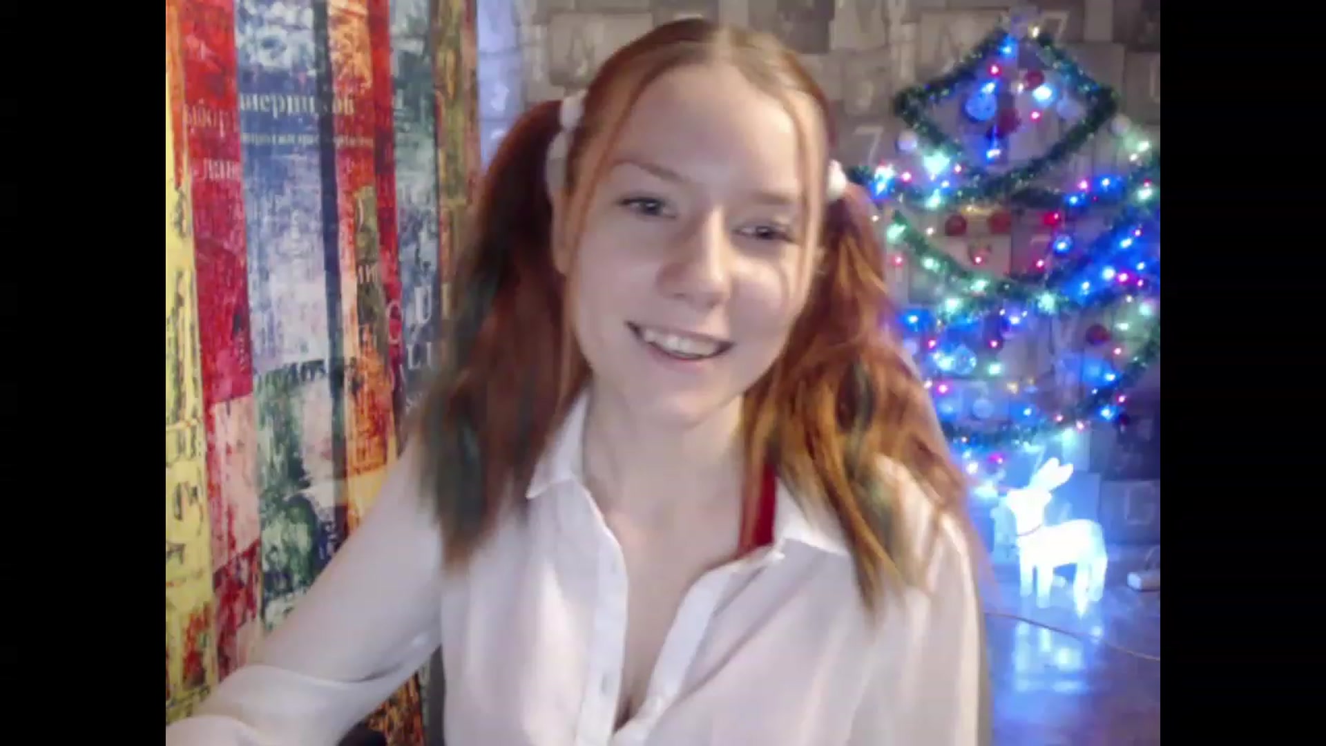 Gallery image thumbnail from NikiFoks18's myfreecams stream on, 12/27/2022, 09:12 image 12 of 20