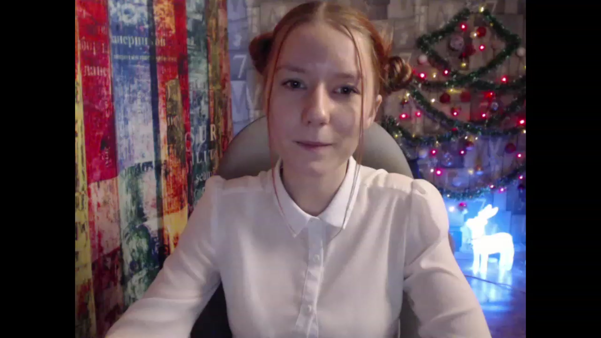 Gallery image thumbnail from NikiFoks18's myfreecams stream on, 12/28/2022, 06:15 image 6 of 20