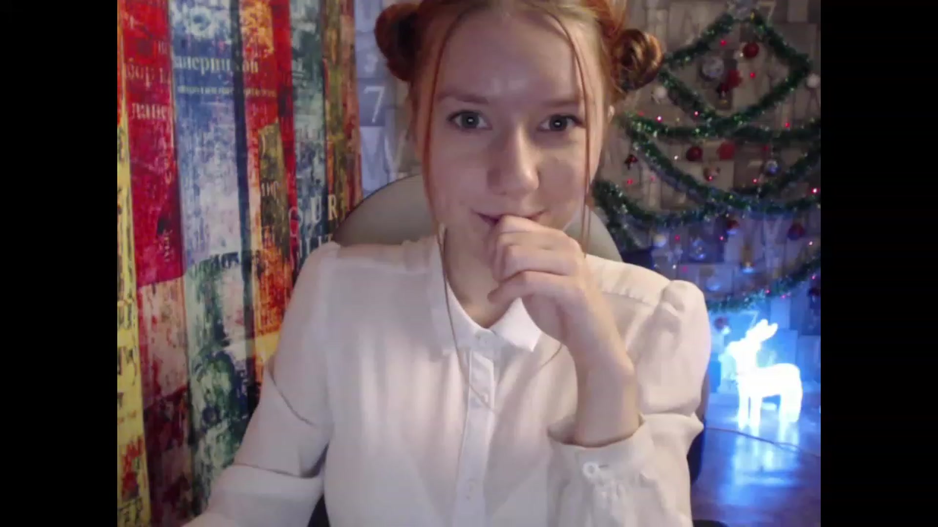 Gallery image thumbnail from NikiFoks18's myfreecams stream on, 12/28/2022, 06:15 image 9 of 20