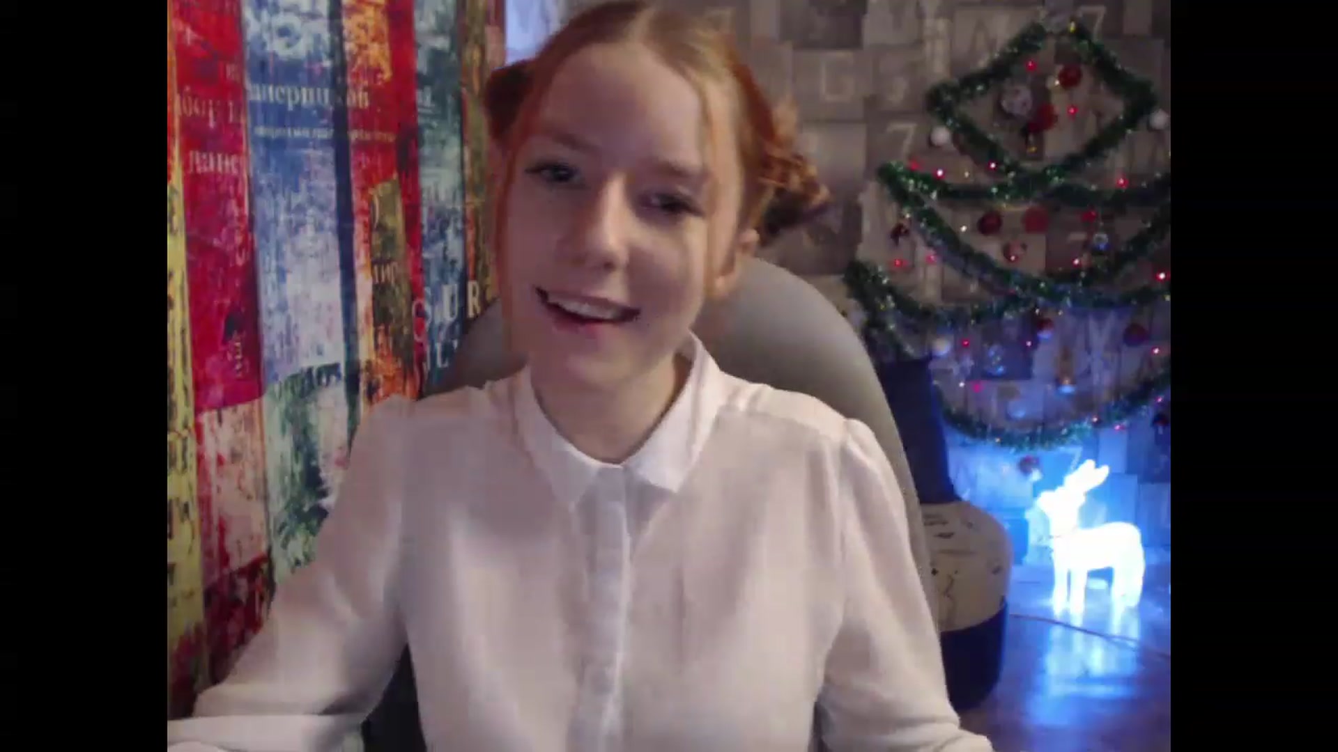 Gallery image thumbnail from NikiFoks18's myfreecams stream on, 12/28/2022, 07:47 image 10 of 20