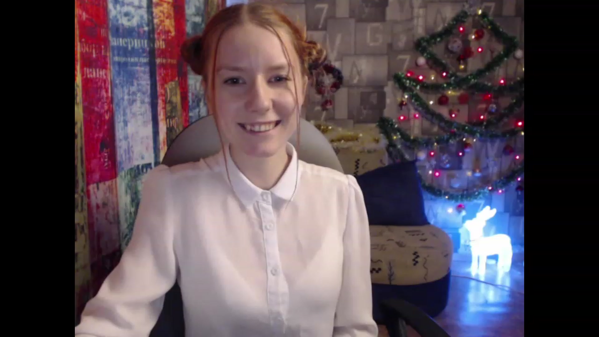 Gallery image thumbnail from NikiFoks18's myfreecams stream on, 12/28/2022, 07:47 image 11 of 20