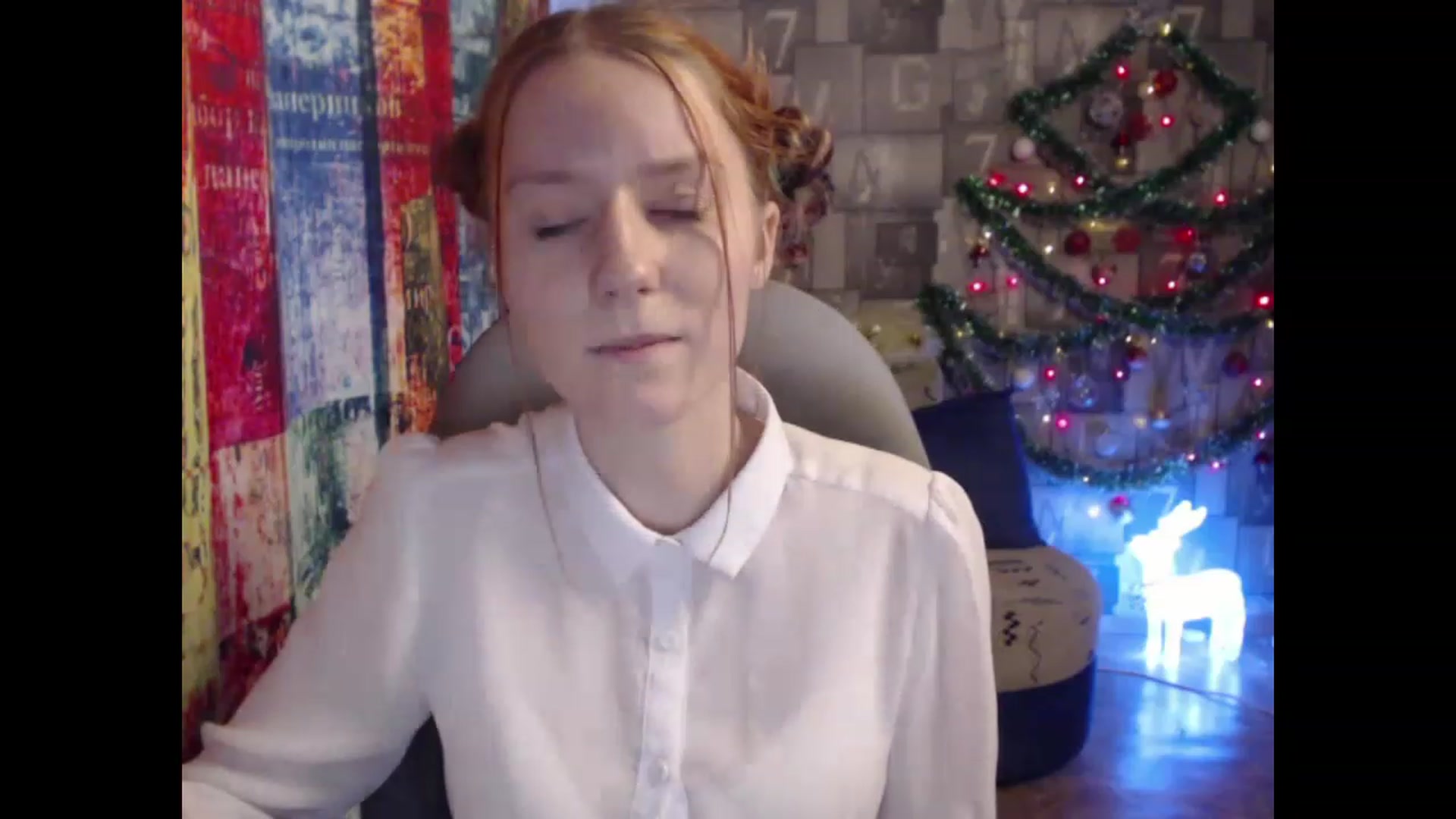 Gallery image thumbnail from NikiFoks18's myfreecams stream on, 12/28/2022, 07:47 image 18 of 20