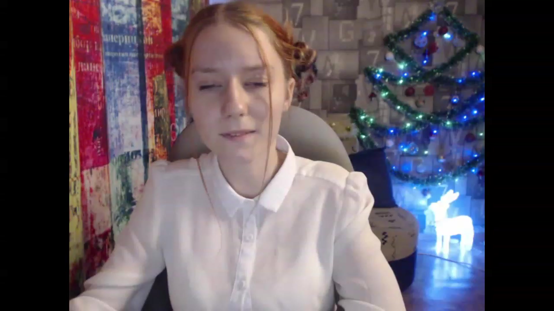 Gallery image thumbnail from NikiFoks18's myfreecams stream on, 12/28/2022, 08:25 image 13 of 20