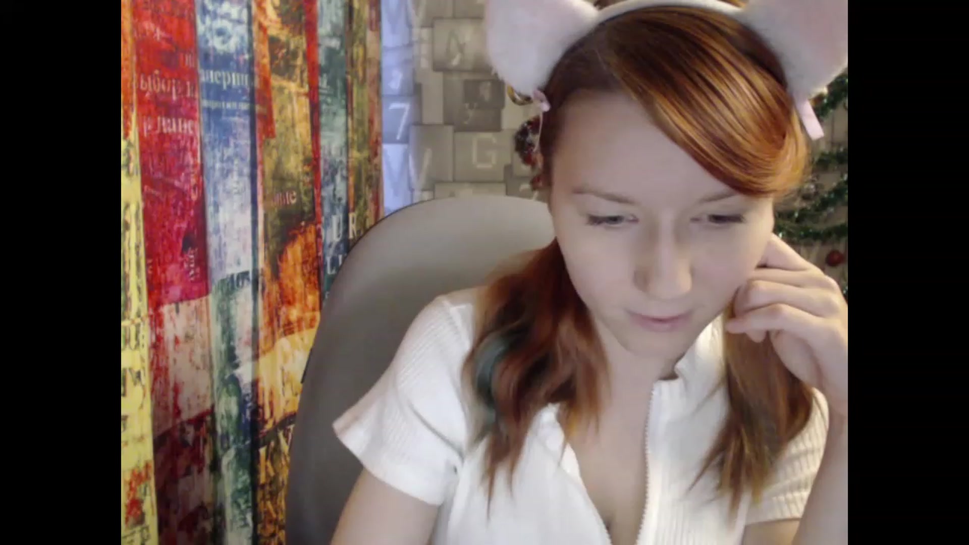 Gallery image thumbnail from NikiFoks18's myfreecams stream on, 01/06/2023, 06:20 image 16 of 20