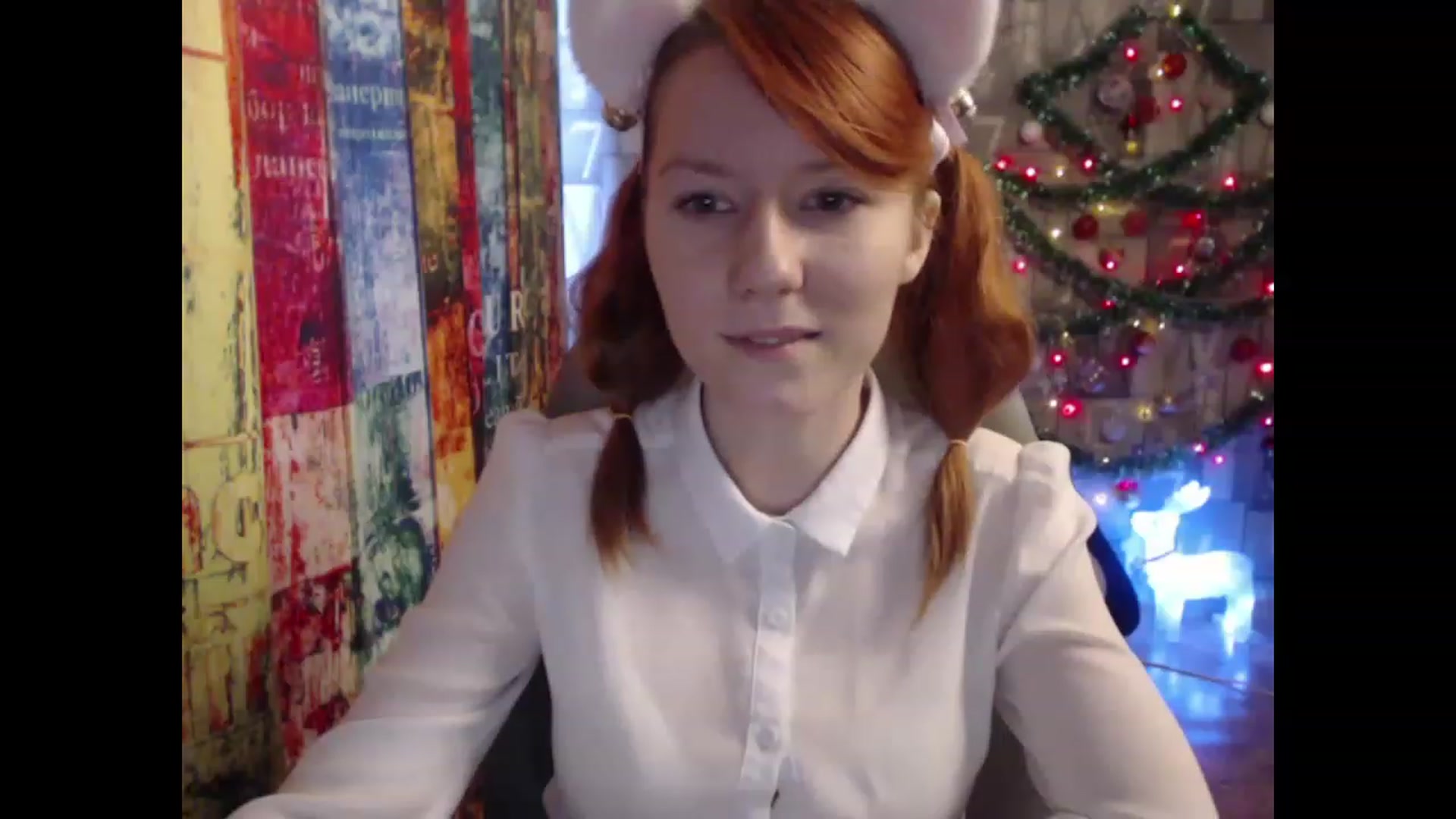 Gallery image thumbnail from NikiFoks18's myfreecams stream on, 01/07/2023, 07:59 image 14 of 20