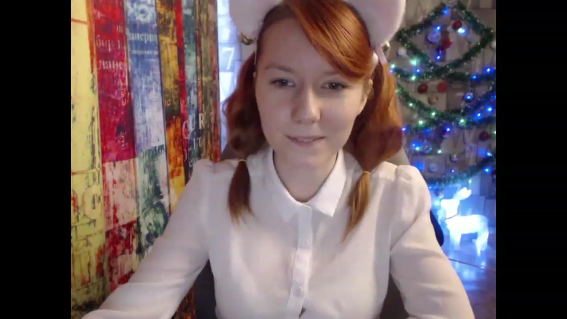 Gallery image thumbnail from NikiFoks18's myfreecams stream on, 01/07/2023, 07:59 image 13 of 20