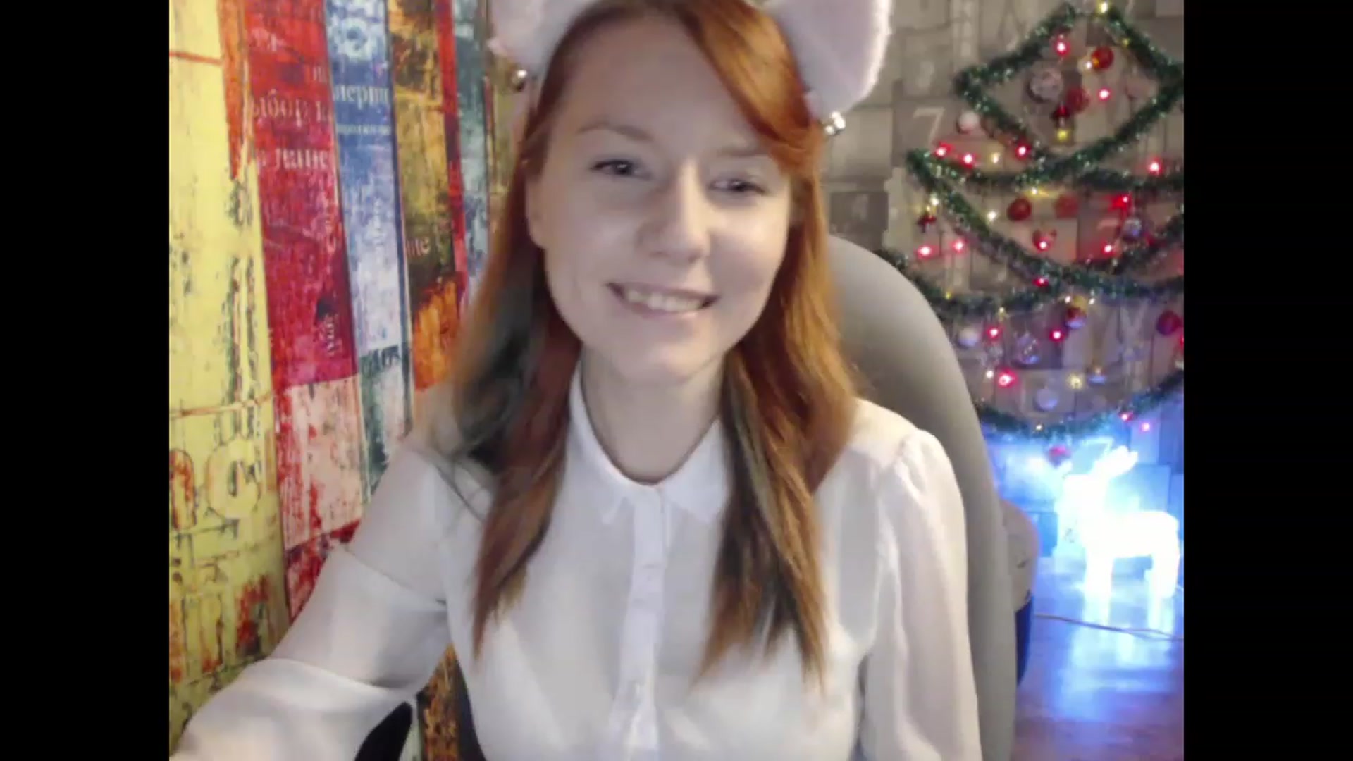 Gallery image thumbnail from NikiFoks18's myfreecams stream on, 01/10/2023, 08:04 image 8 of 20