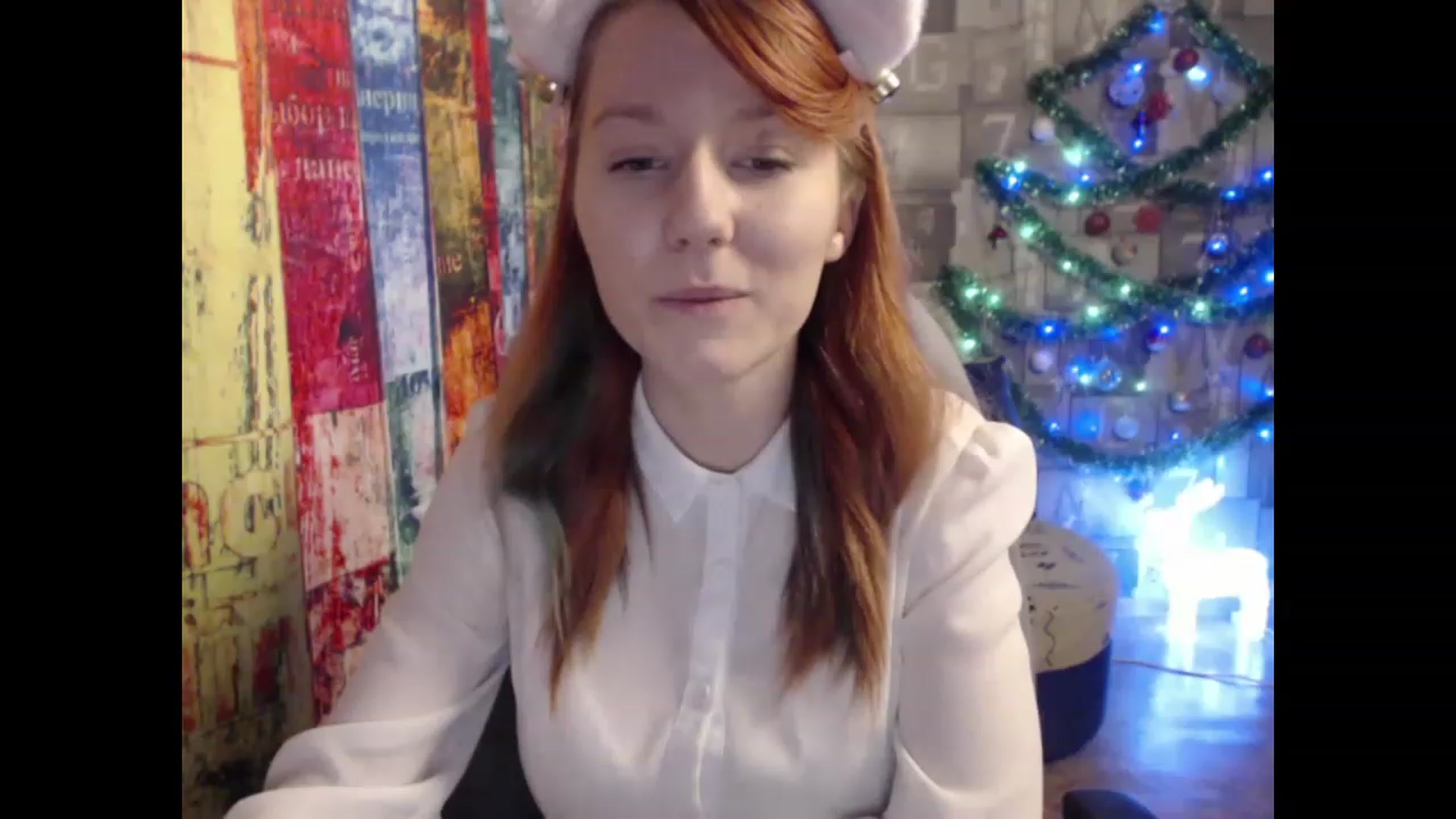 Gallery image thumbnail from NikiFoks18's myfreecams stream on, 01/10/2023, 08:04 image 15 of 20