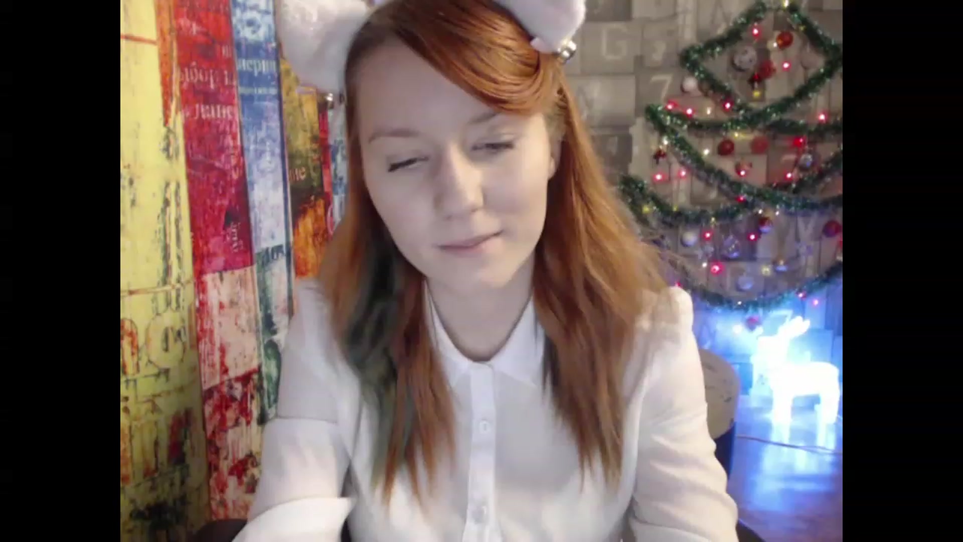 Gallery image thumbnail from NikiFoks18's myfreecams stream on, 01/10/2023, 08:04 image 3 of 20