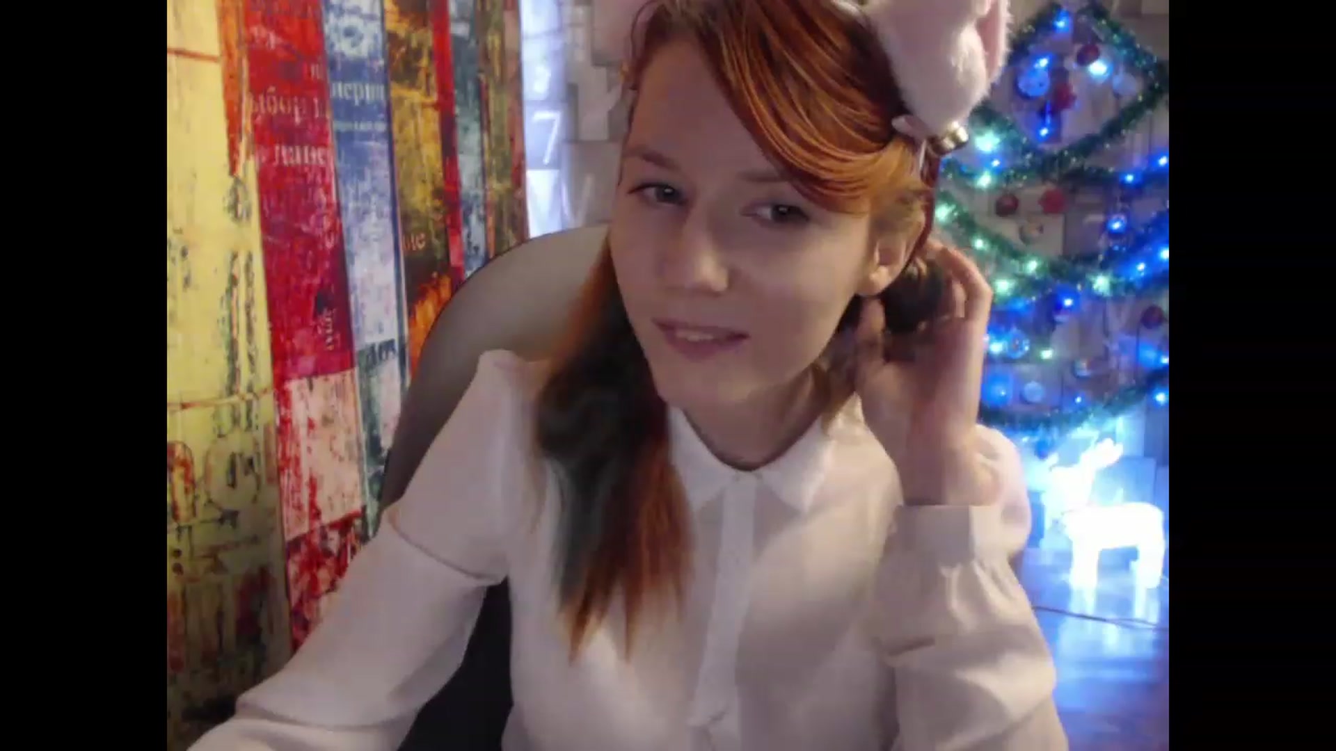 Gallery image thumbnail from NikiFoks18's myfreecams stream on, 01/10/2023, 08:54 image 10 of 20