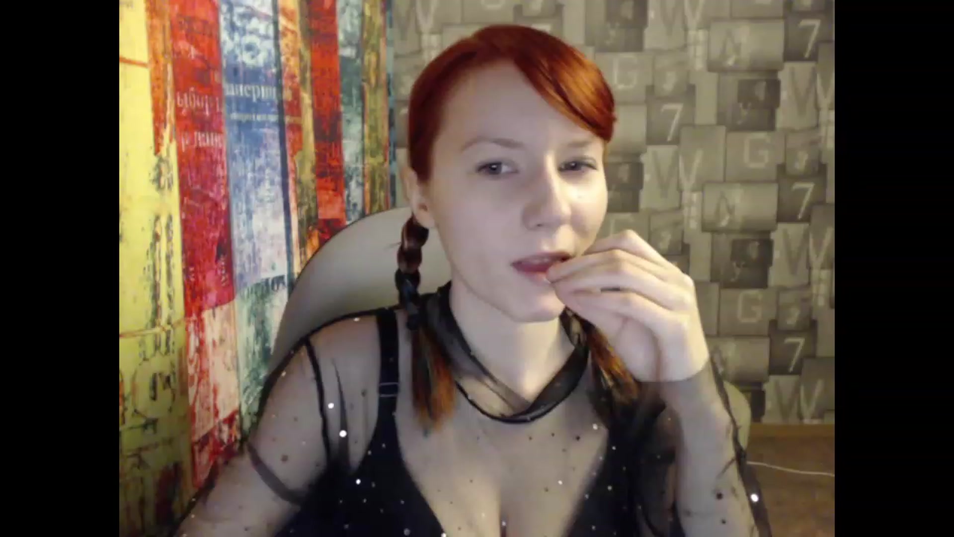 Gallery image thumbnail from NikiFoks18's myfreecams stream on, 01/26/2023, 03:34 image 4 of 20