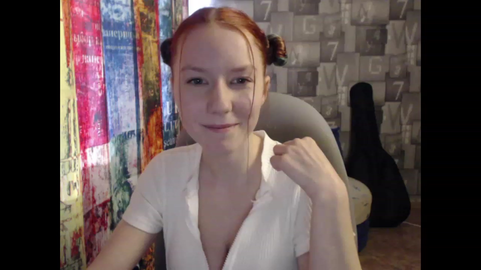 Gallery image thumbnail from NikiFoks18's myfreecams stream on, 02/06/2023, 09:01 image 10 of 20
