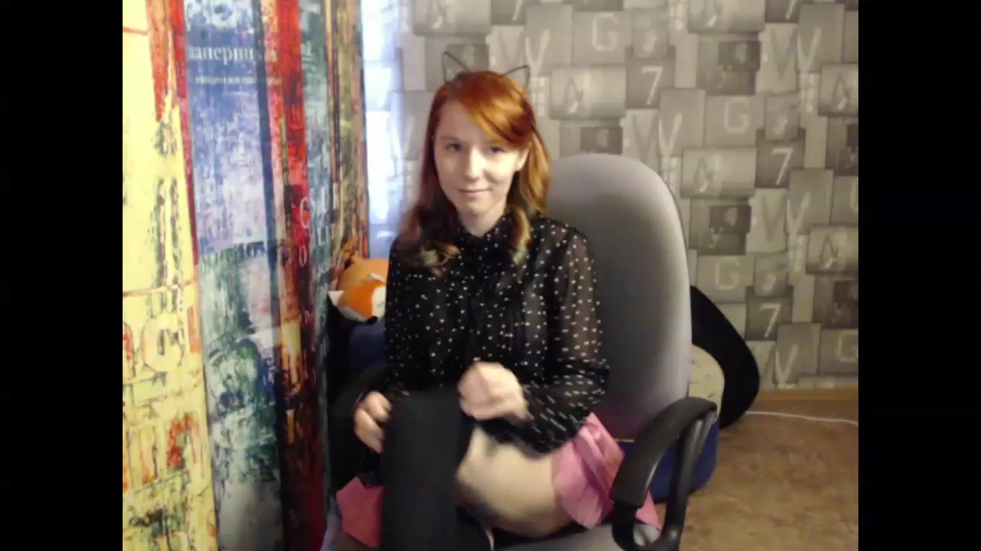Gallery image thumbnail from NikiFoks18's myfreecams stream on, 03/20/2023, 09:15 image 9 of 20