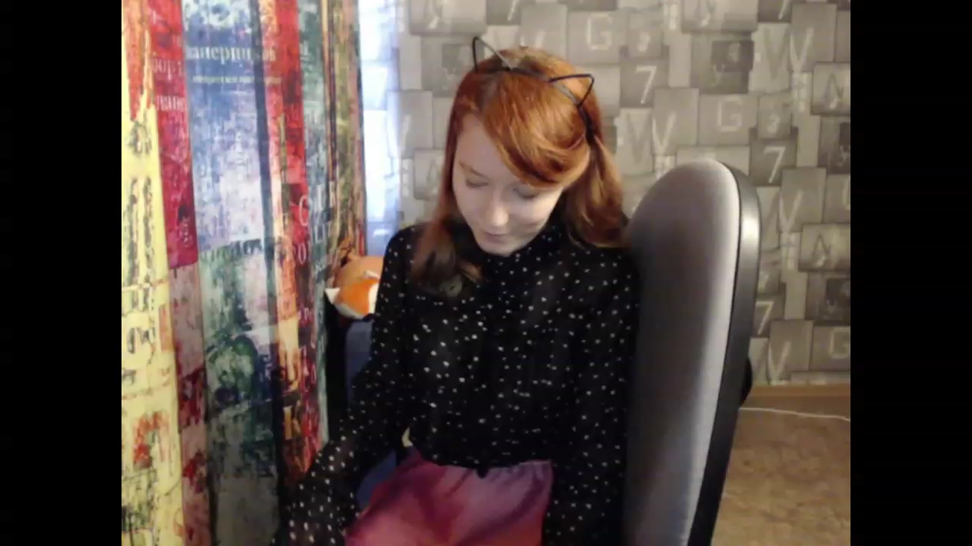 Gallery image thumbnail from NikiFoks18's myfreecams stream on, 03/20/2023, 09:15 image 12 of 20