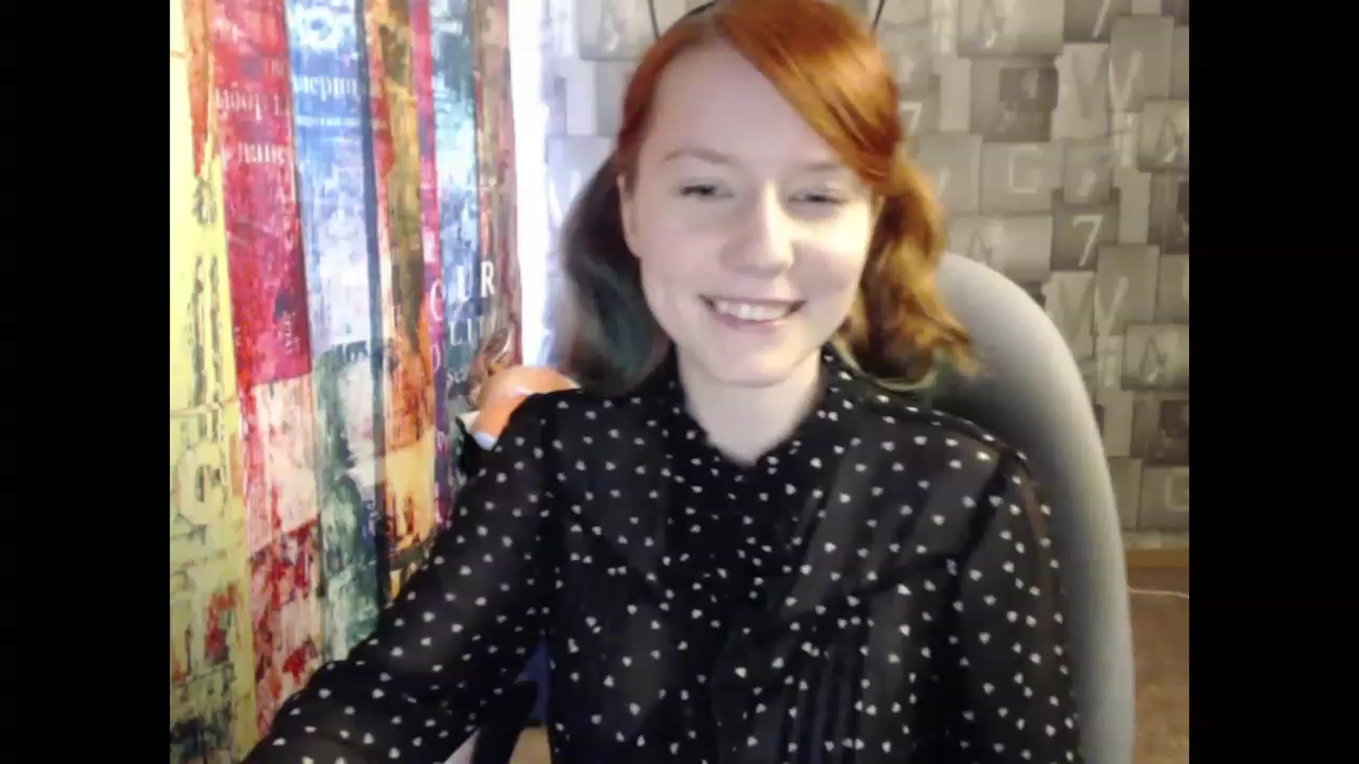 Gallery image thumbnail from NikiFoks18's myfreecams stream on, 03/21/2023, 08:02 image 9 of 20