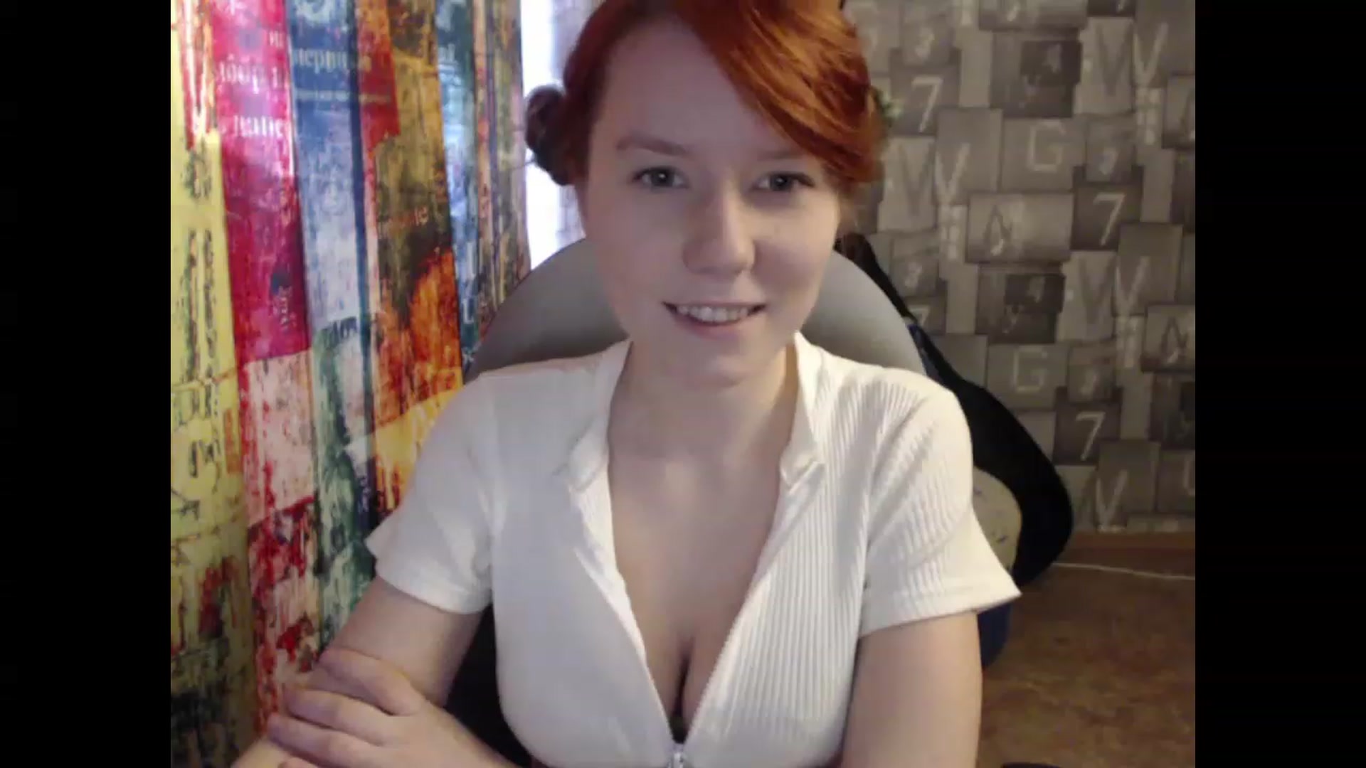 Gallery image thumbnail from NikiFoks18's myfreecams stream on, 03/22/2023, 07:25 image 16 of 20