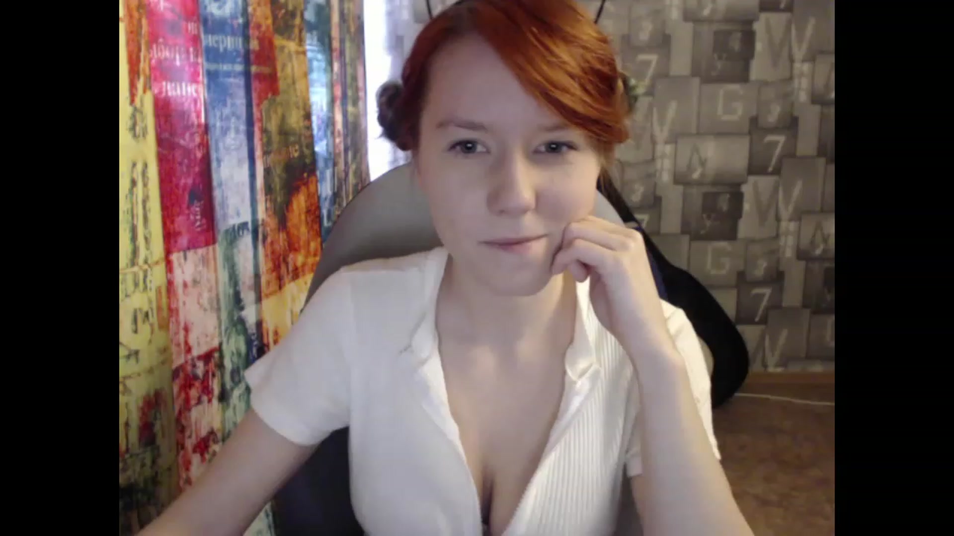 Gallery image thumbnail from NikiFoks18's myfreecams stream on, 03/22/2023, 07:25 image 2 of 20