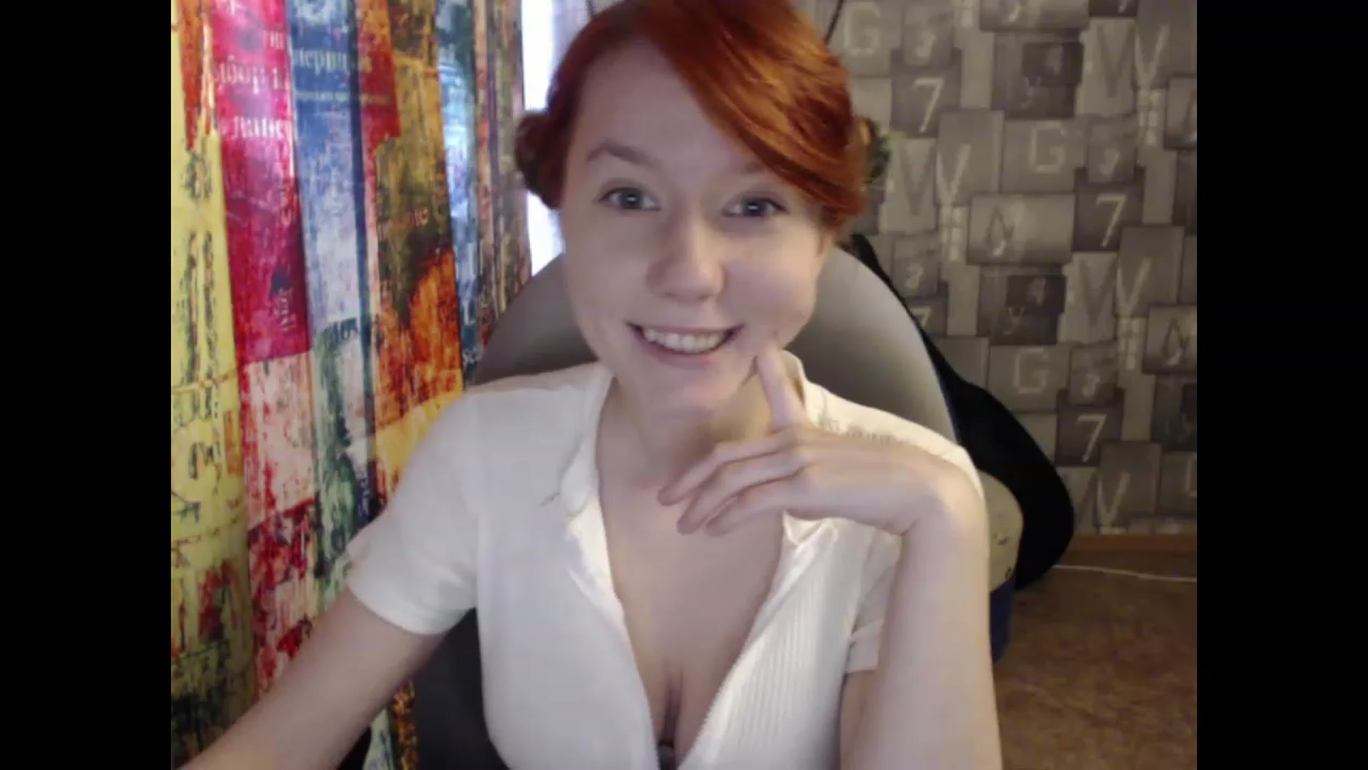 Gallery image thumbnail from NikiFoks18's myfreecams stream on, 03/22/2023, 07:25 image 6 of 20