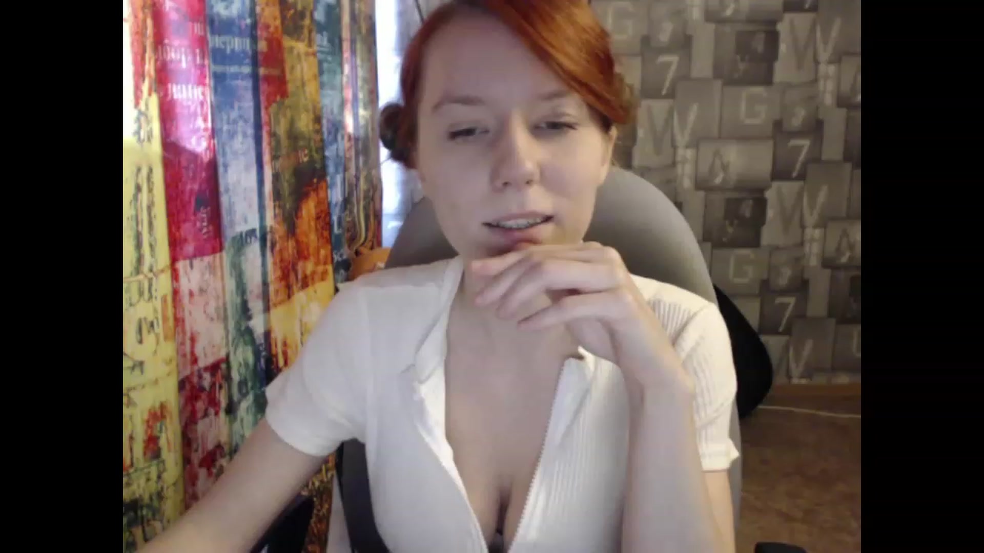 Gallery image thumbnail from NikiFoks18's myfreecams stream on, 03/22/2023, 08:25 image 13 of 20