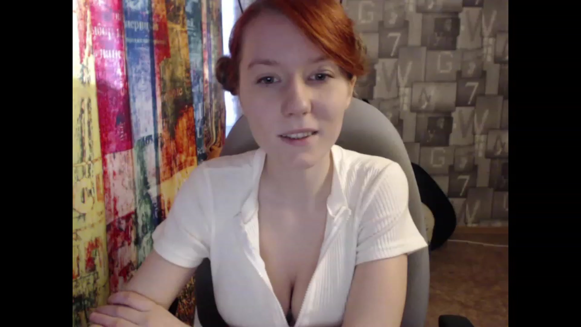 Gallery image thumbnail from NikiFoks18's myfreecams stream on, 03/22/2023, 08:25 image 2 of 20
