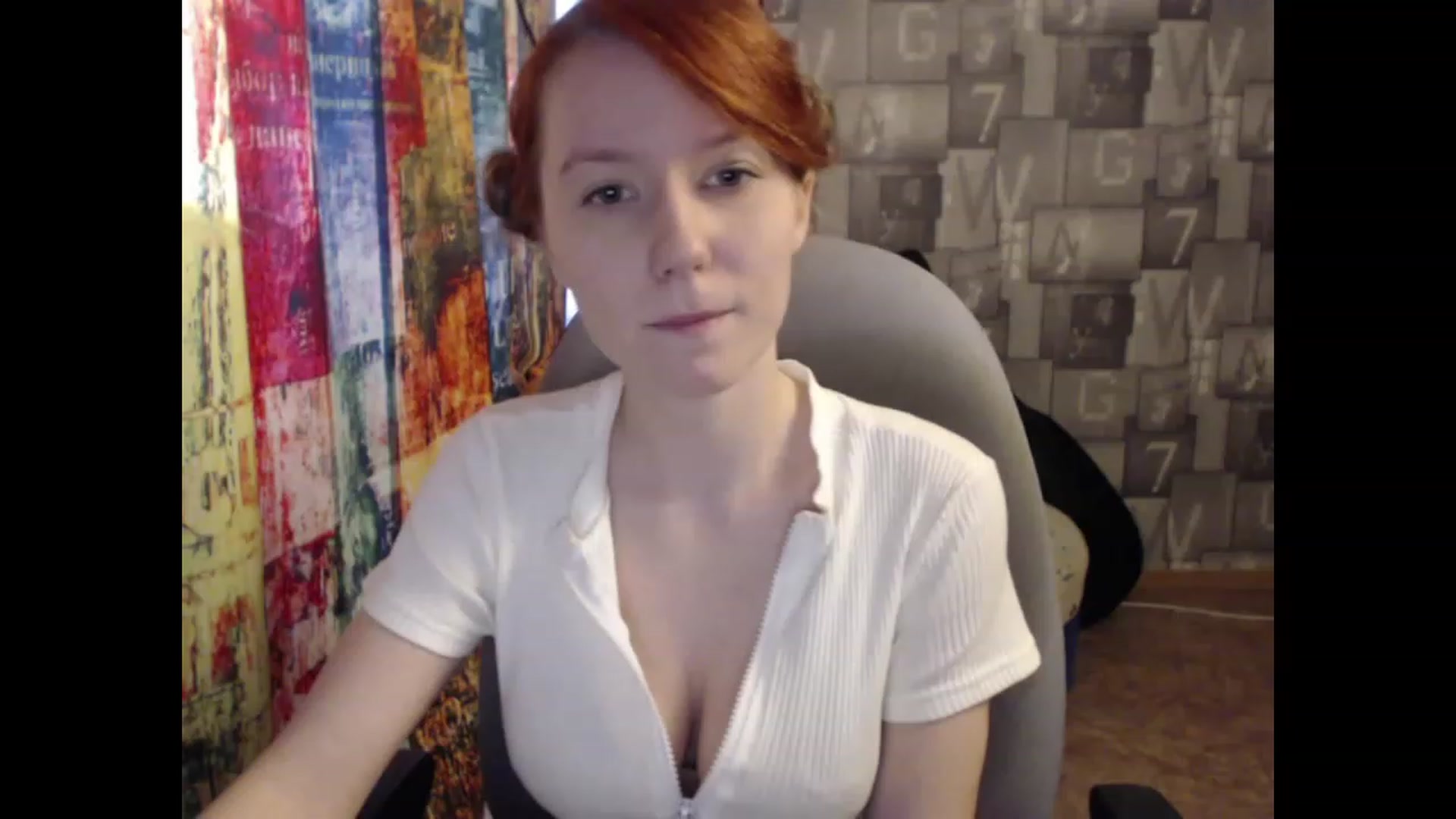 Gallery image thumbnail from NikiFoks18's myfreecams stream on, 03/22/2023, 08:25 image 10 of 20
