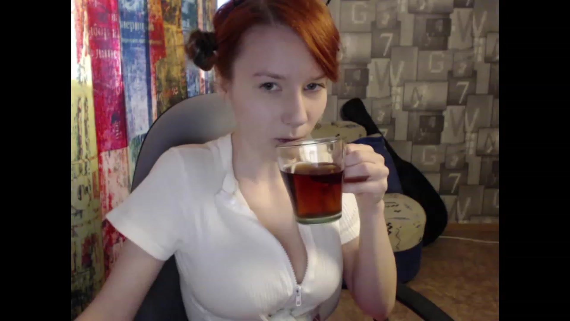 Gallery image thumbnail from NikiFoks18's myfreecams stream on, 03/22/2023, 08:25 image 9 of 20