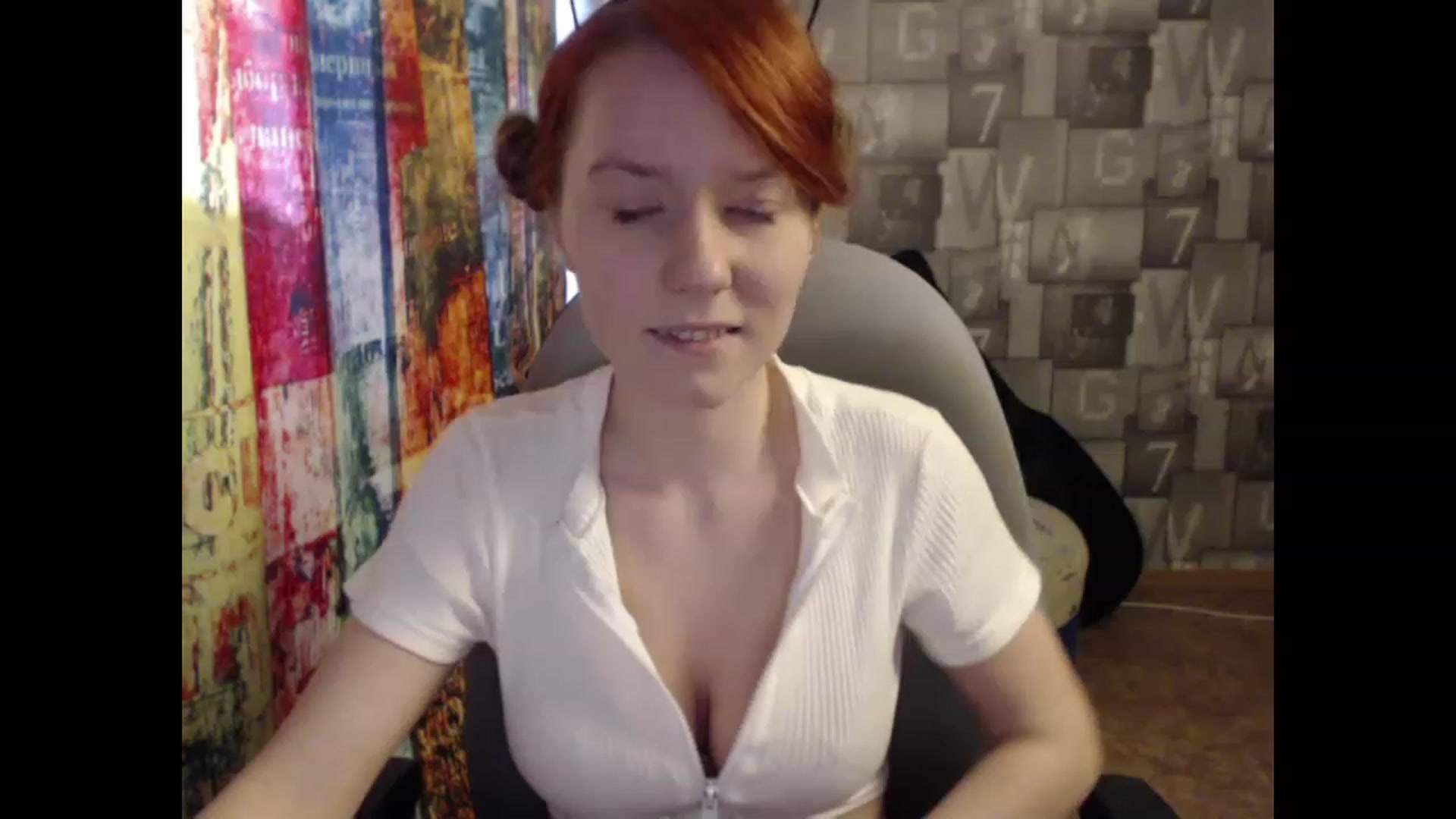 Gallery image thumbnail from NikiFoks18's myfreecams stream on, 03/22/2023, 08:25 image 3 of 20