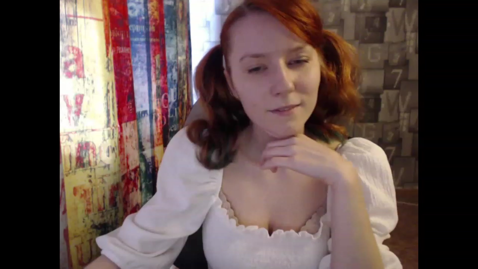 Gallery image thumbnail from NikiFoks18's myfreecams stream on, 03/25/2023, 08:32 image 6 of 20