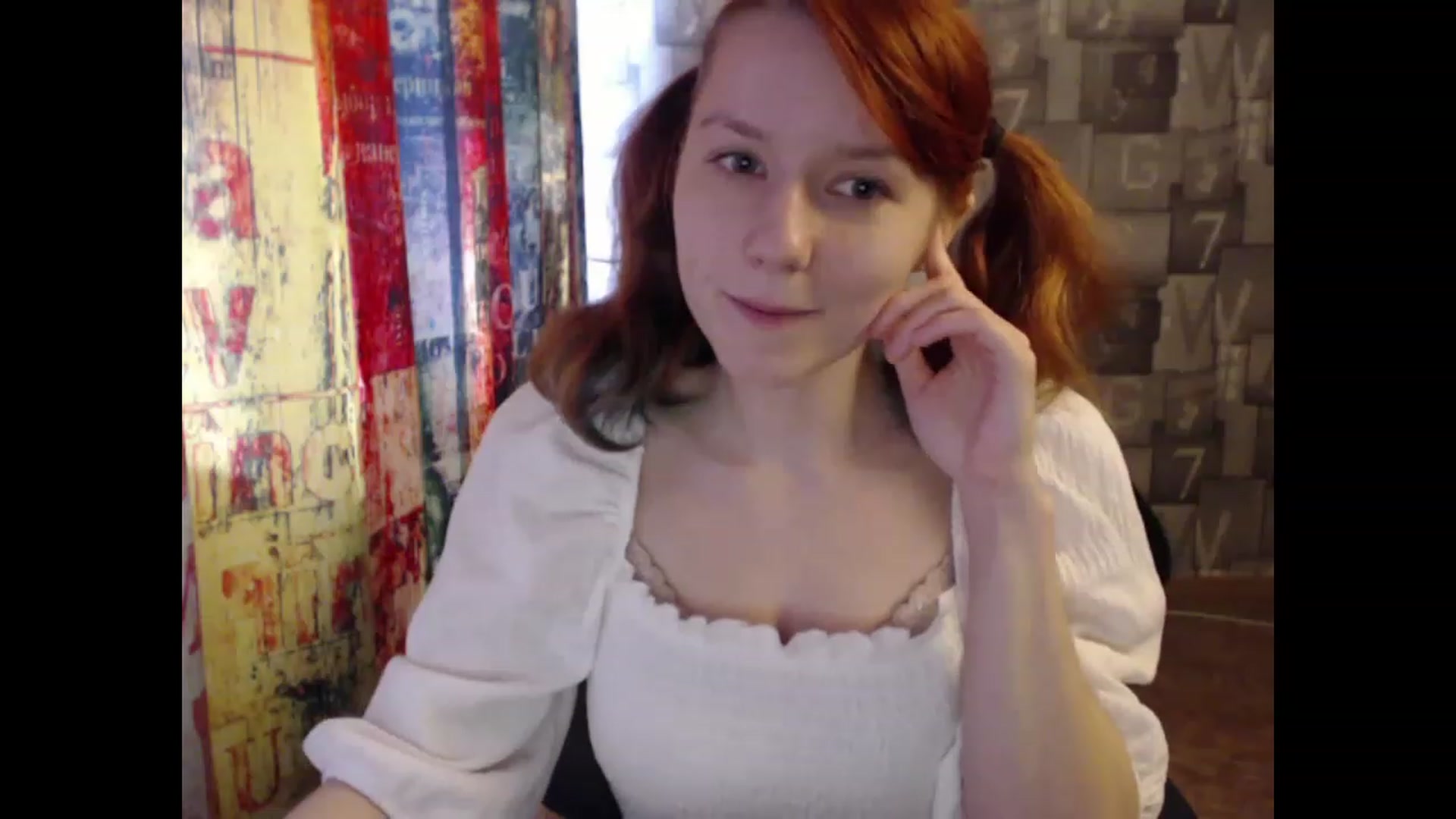 Gallery image thumbnail from NikiFoks18's myfreecams stream on, 03/25/2023, 08:32 image 13 of 20